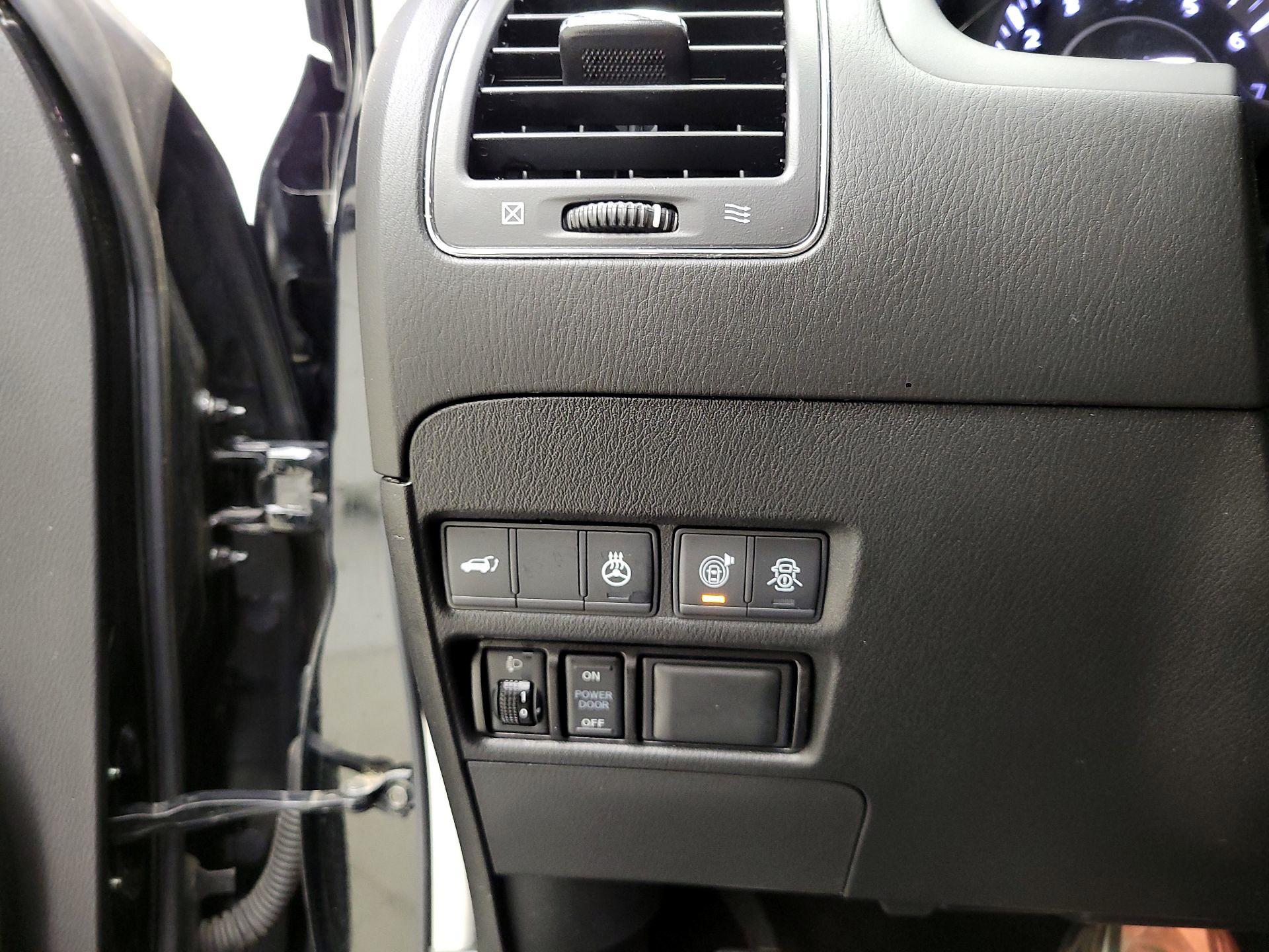 Thumbnail: 2019 Nissan Armada - 13