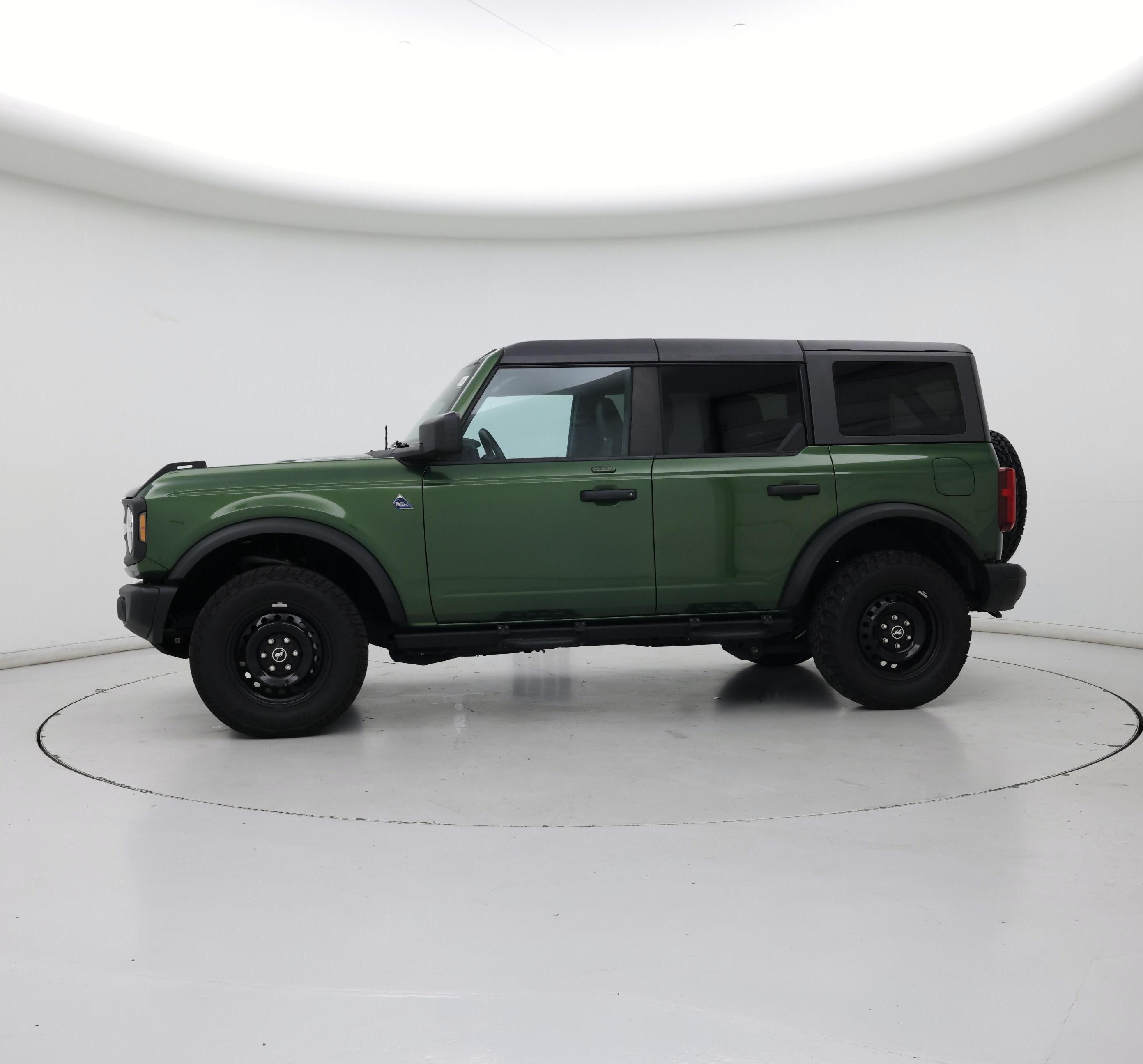 Thumbnail: 2022 Ford Bronco - 3