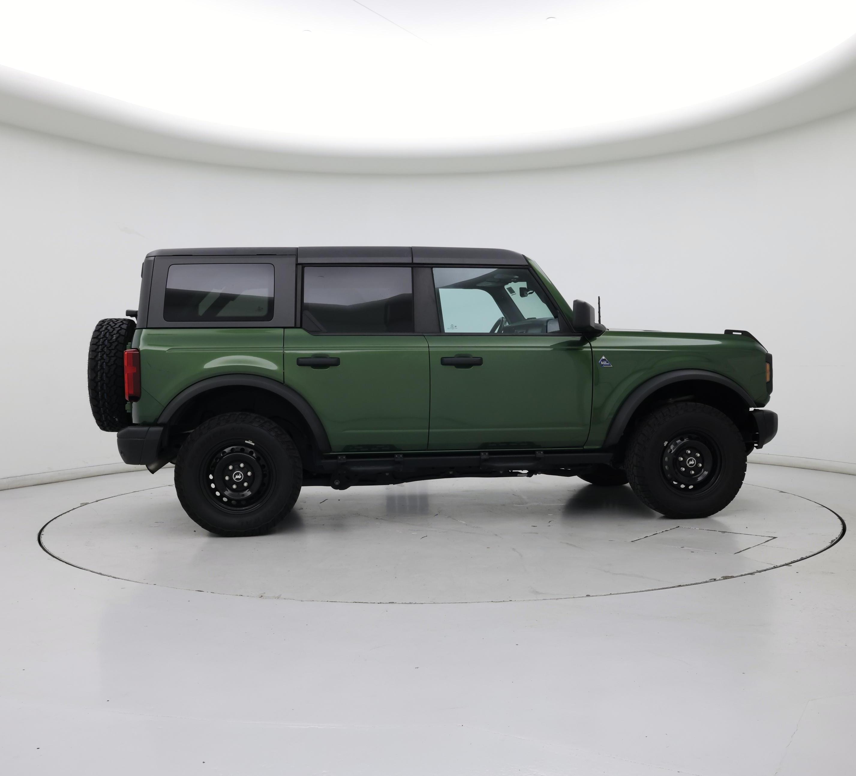 Thumbnail: 2022 Ford Bronco - 7