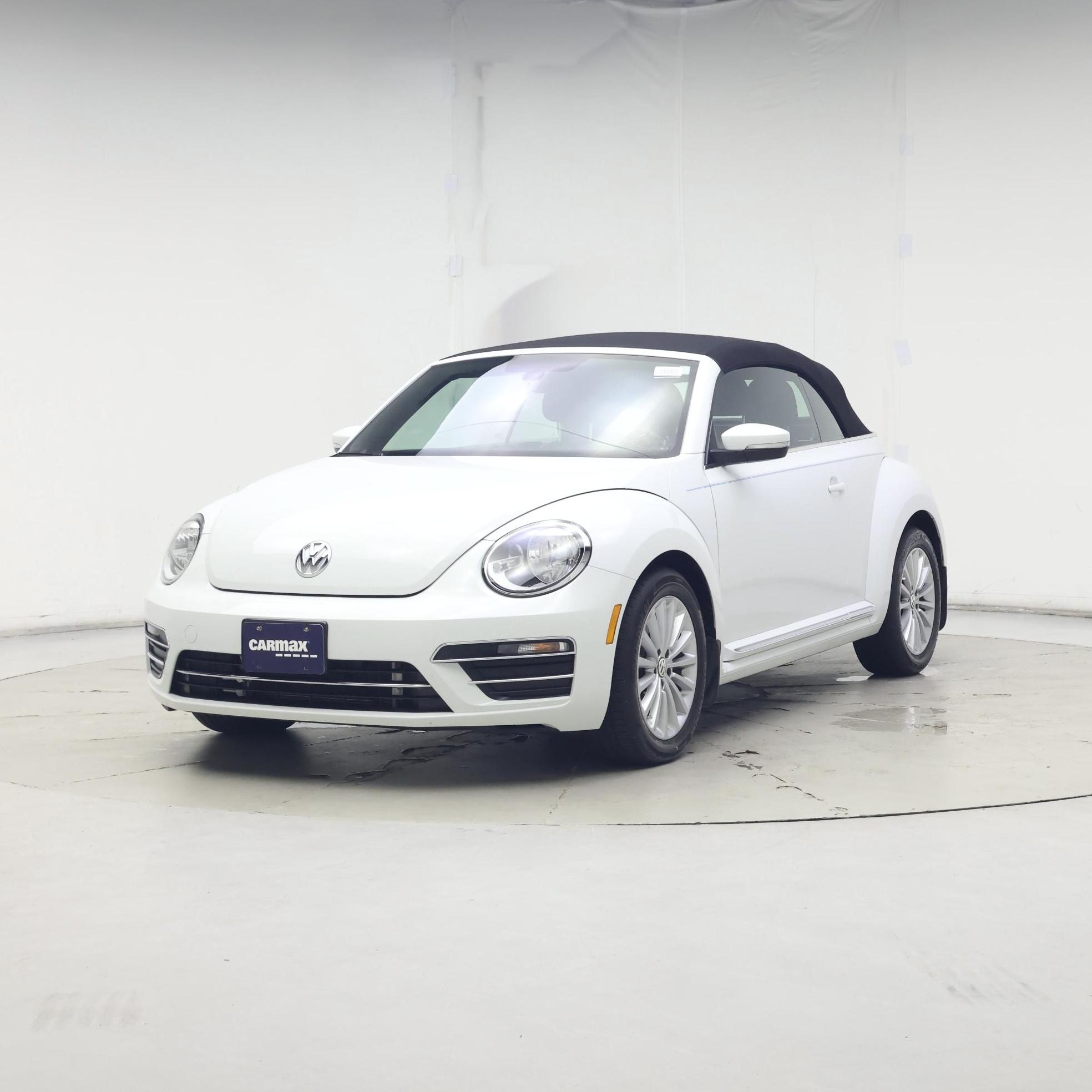 Thumbnail: 2019 Volkswagen Beetle - 4