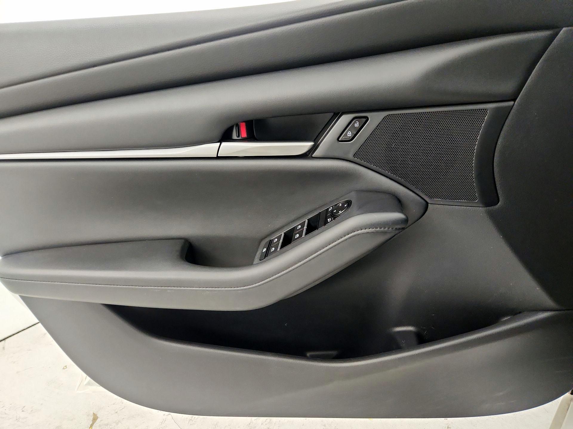Thumbnail: 2022 Mazda Mazda3 - 12
