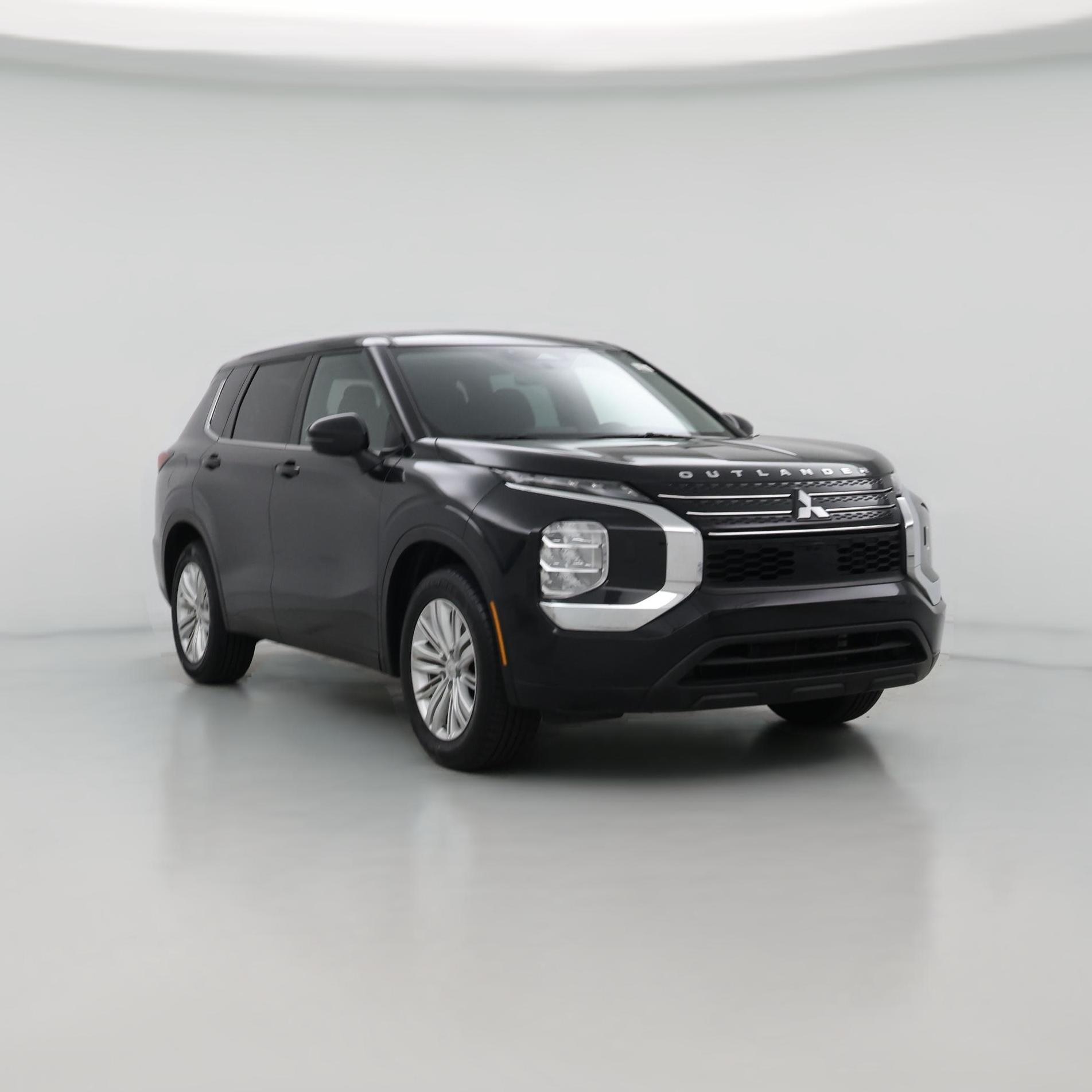Thumbnail: 2023 Mitsubishi Outlander - 1