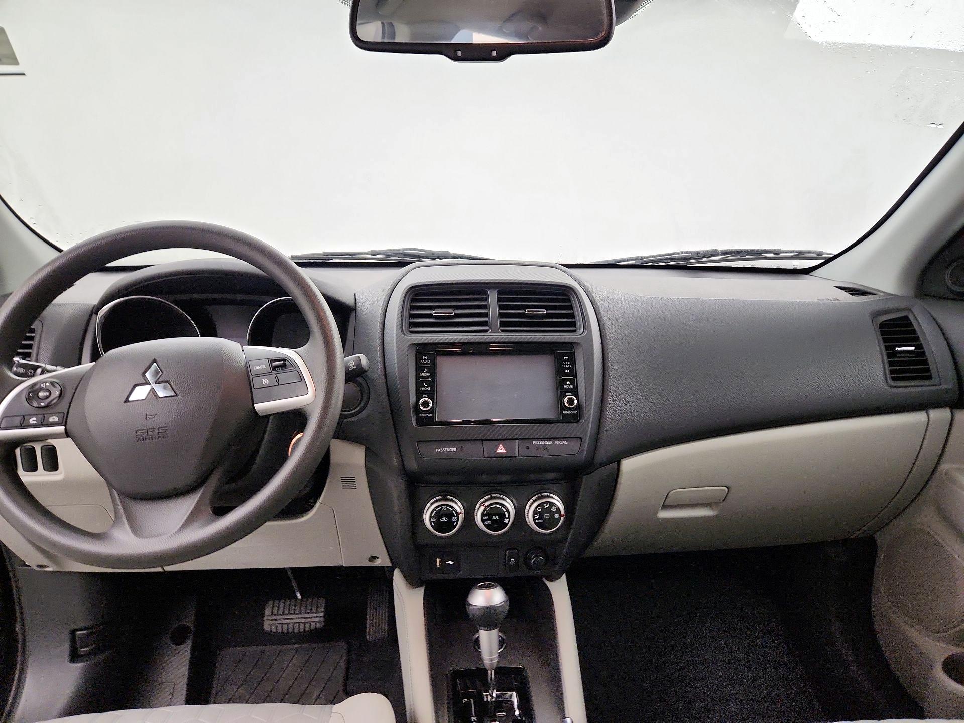 Thumbnail: 2021 Mitsubishi Outlander Sport - 8