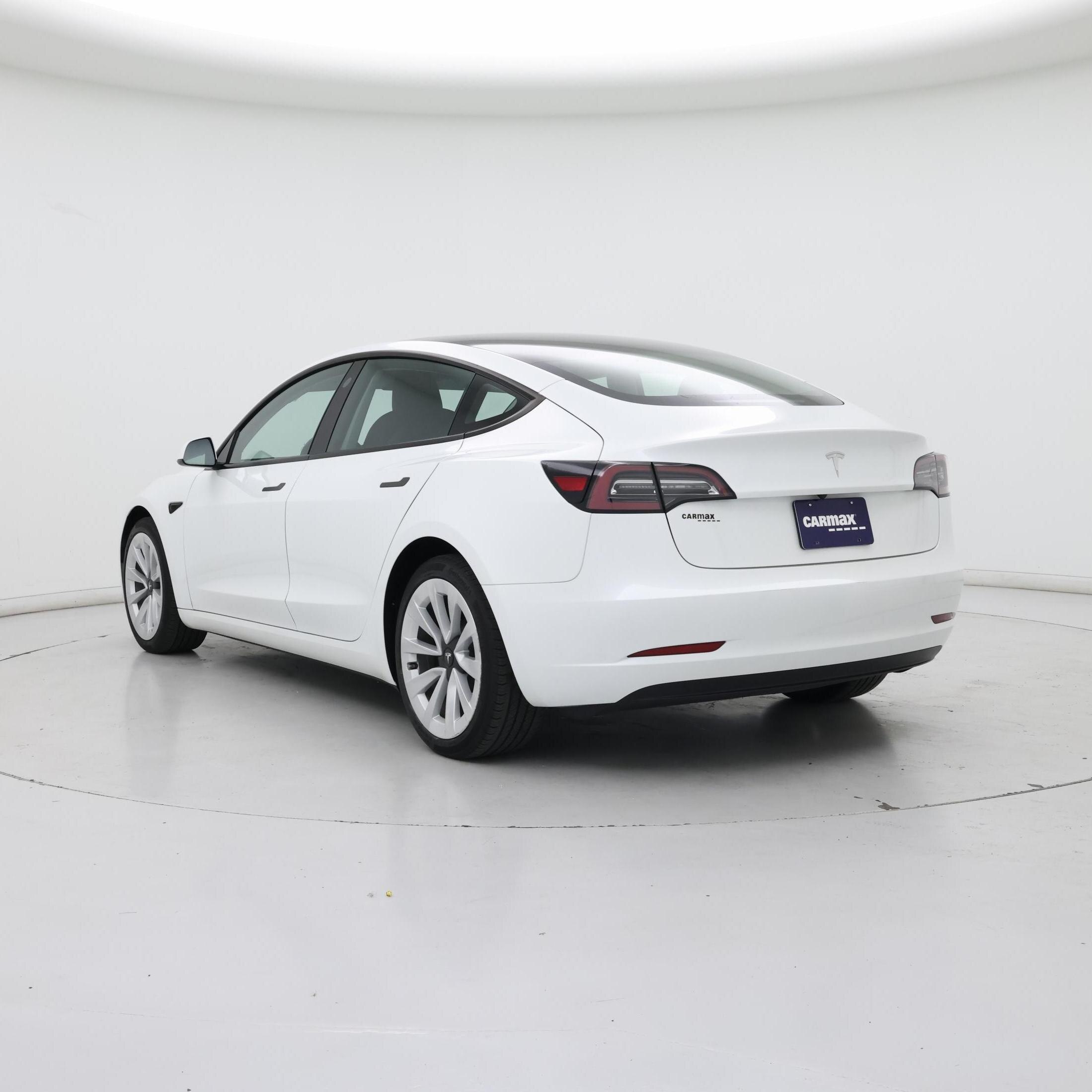 Thumbnail: 2023 Tesla Model 3 - 2