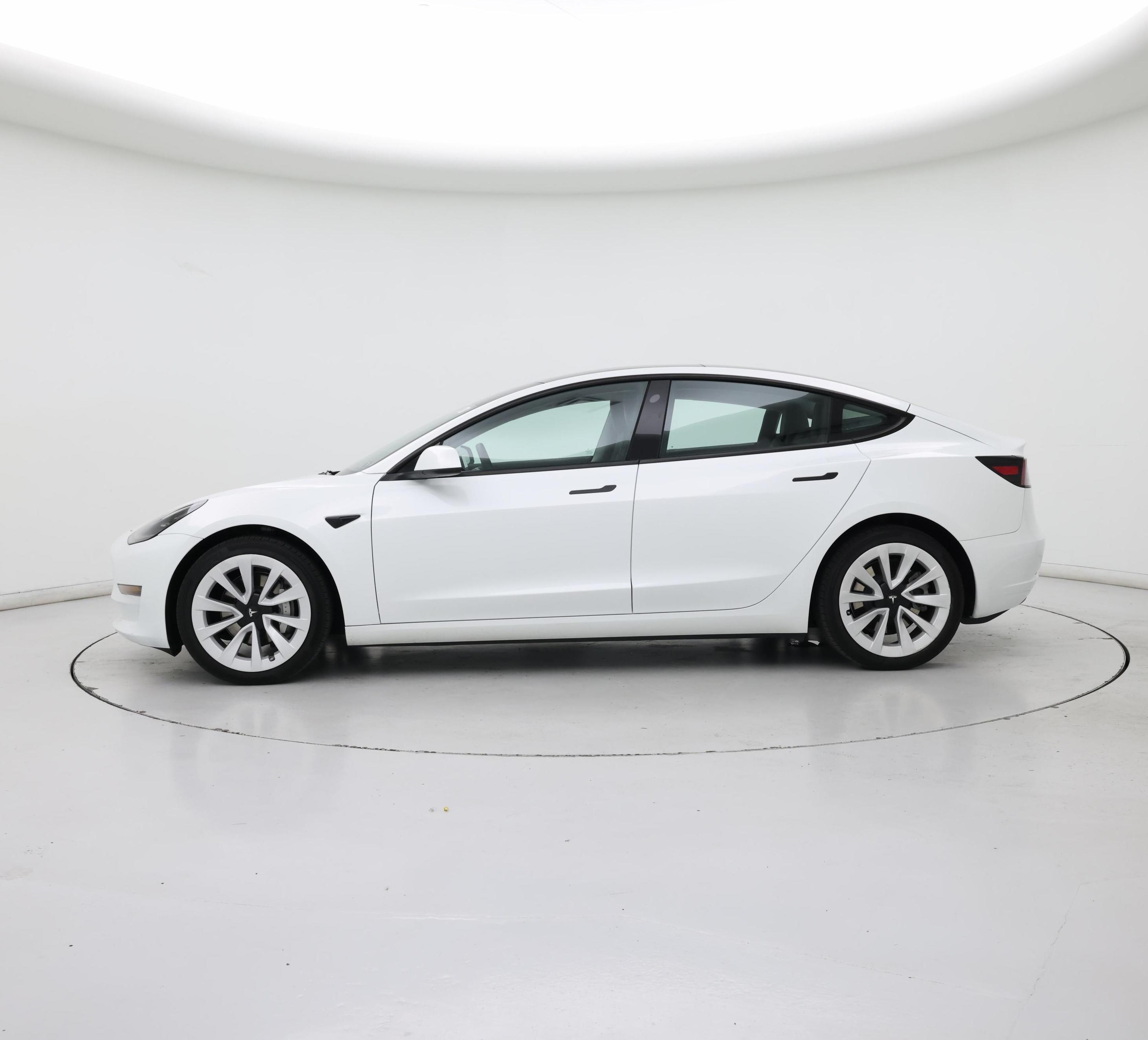 Thumbnail: 2023 Tesla Model 3 - 3