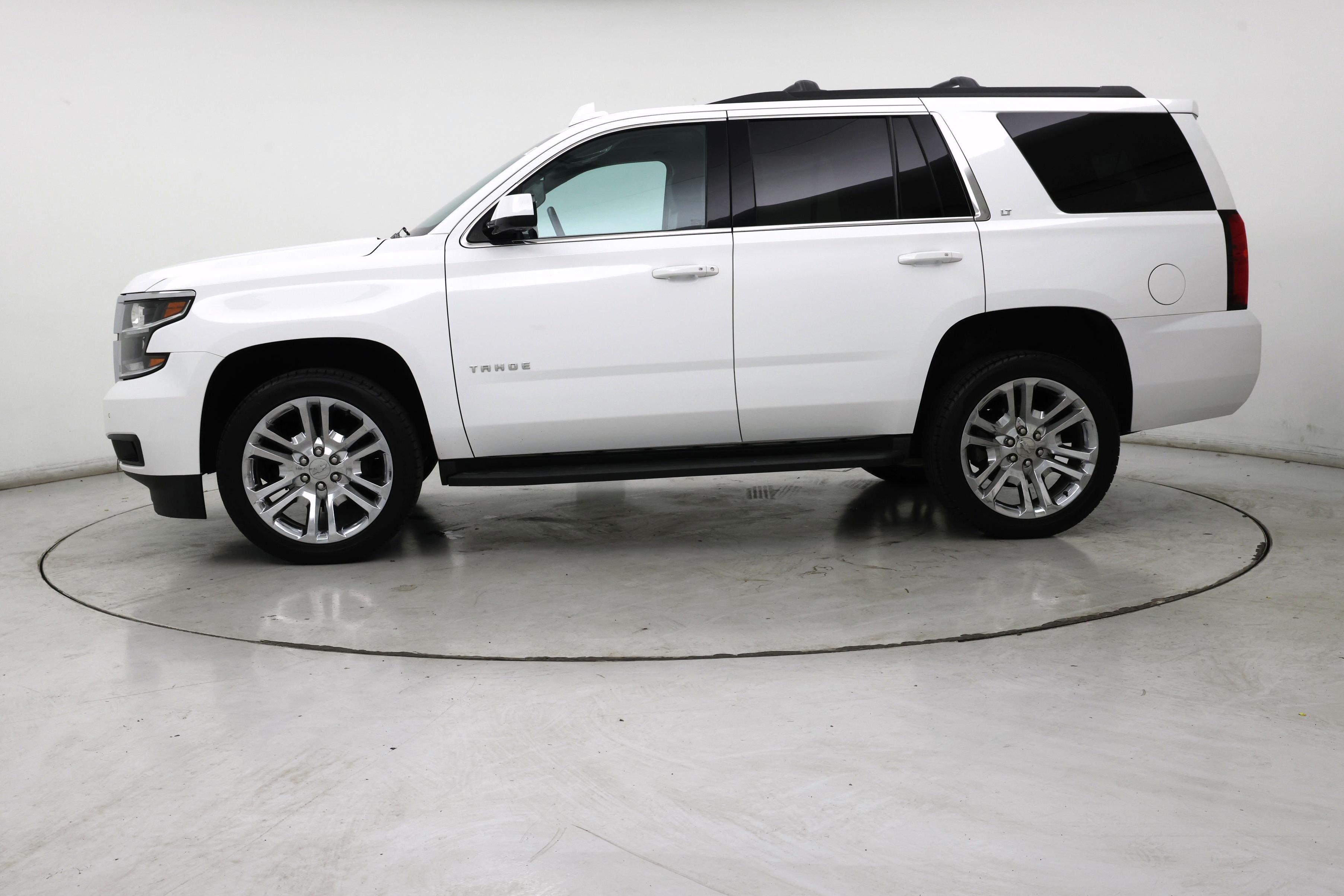 Thumbnail: 2020 Chevrolet Tahoe - 3