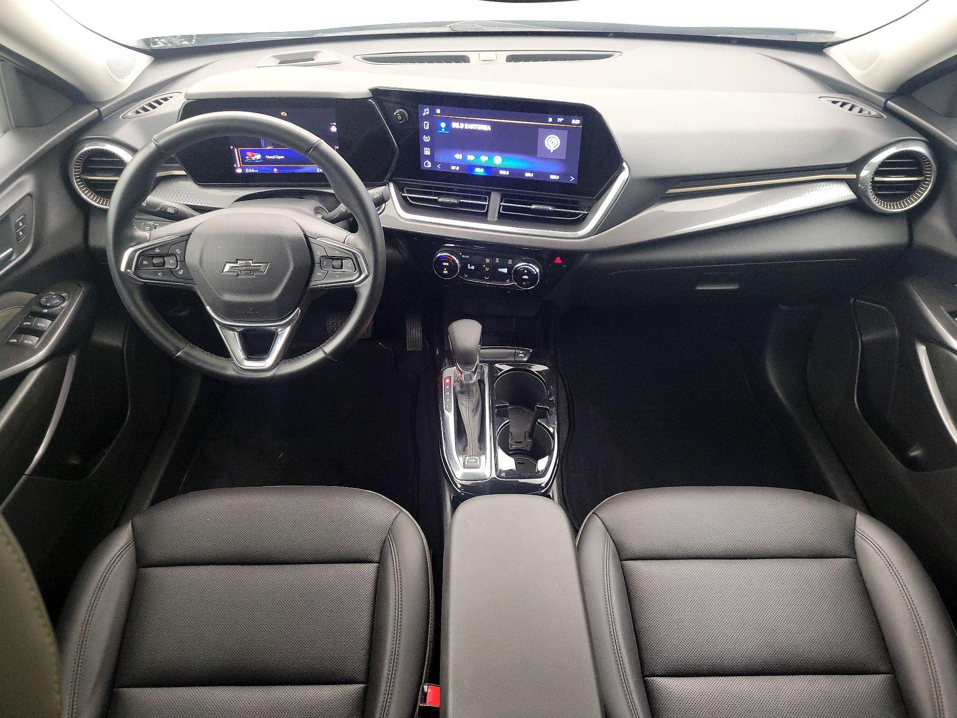 Thumbnail: 2024 Chevrolet Trax - 9