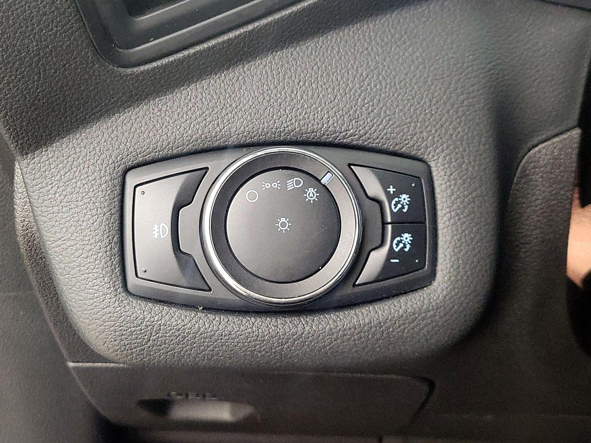 Thumbnail: 2014 Ford Escape - 13
