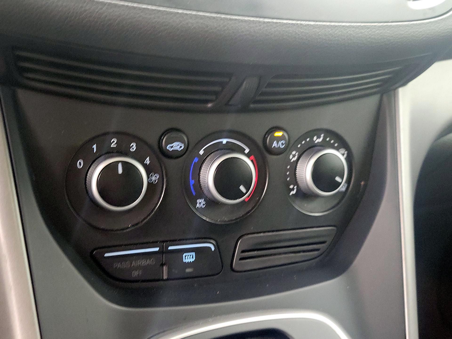 Thumbnail: 2014 Ford Escape - 16