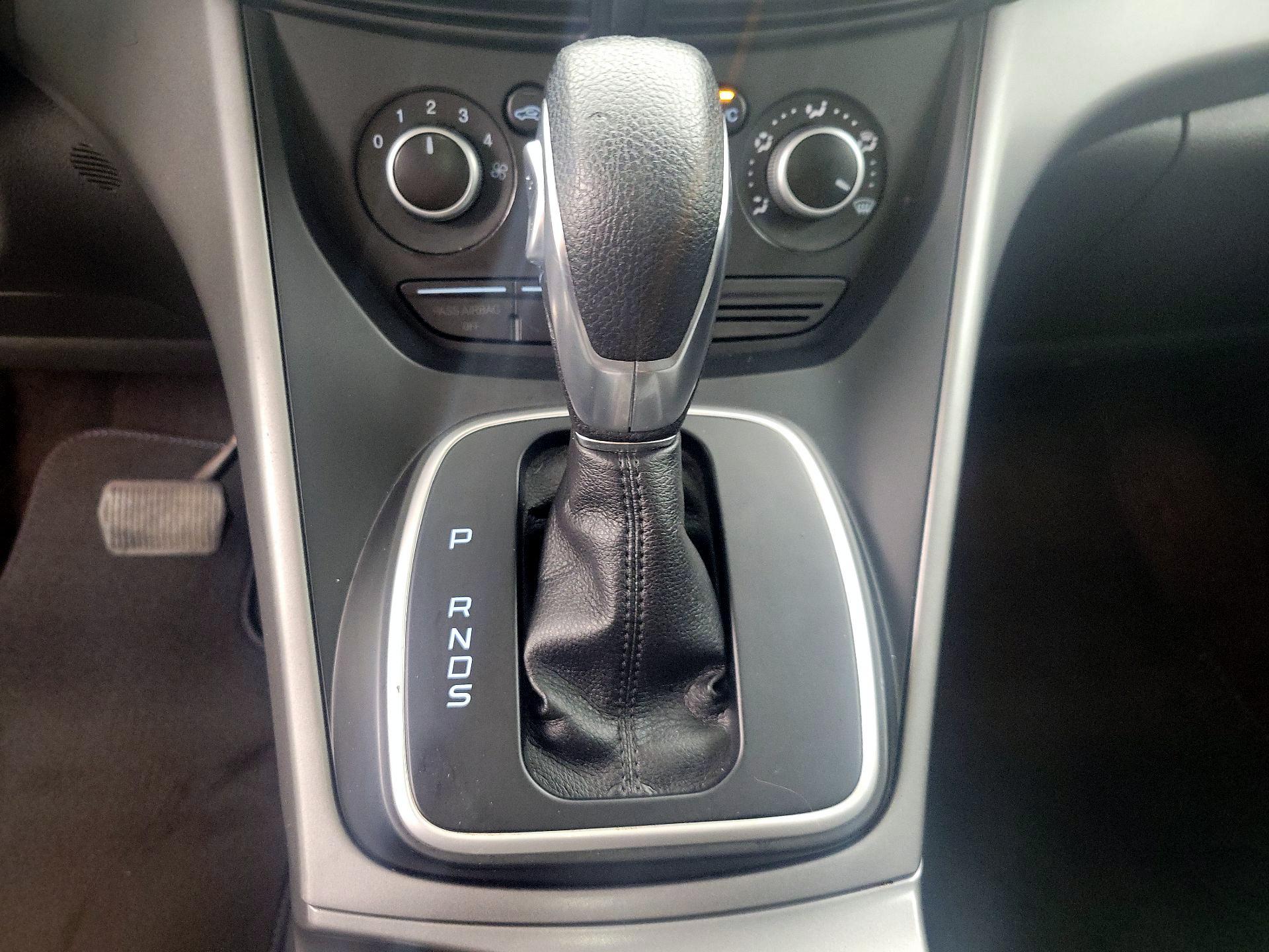 Thumbnail: 2014 Ford Escape - 17