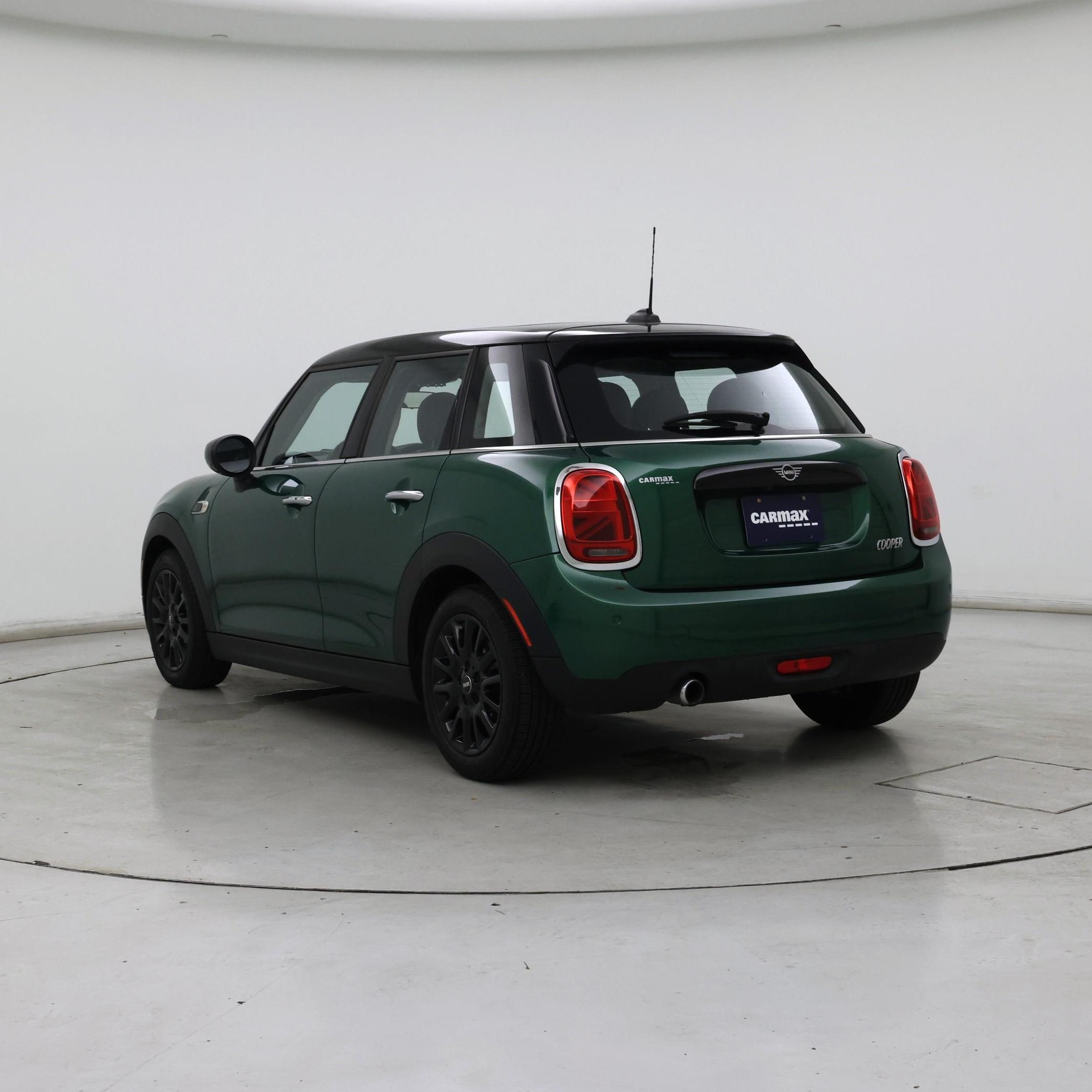 Thumbnail: 2021 MINI Cooper Hardtop - 2