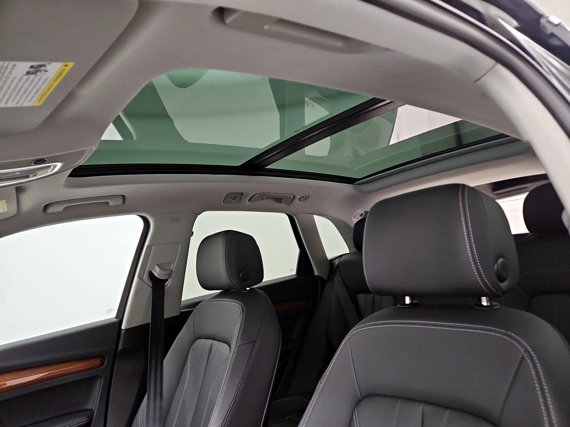Thumbnail: 2022 Audi Q5 - 20