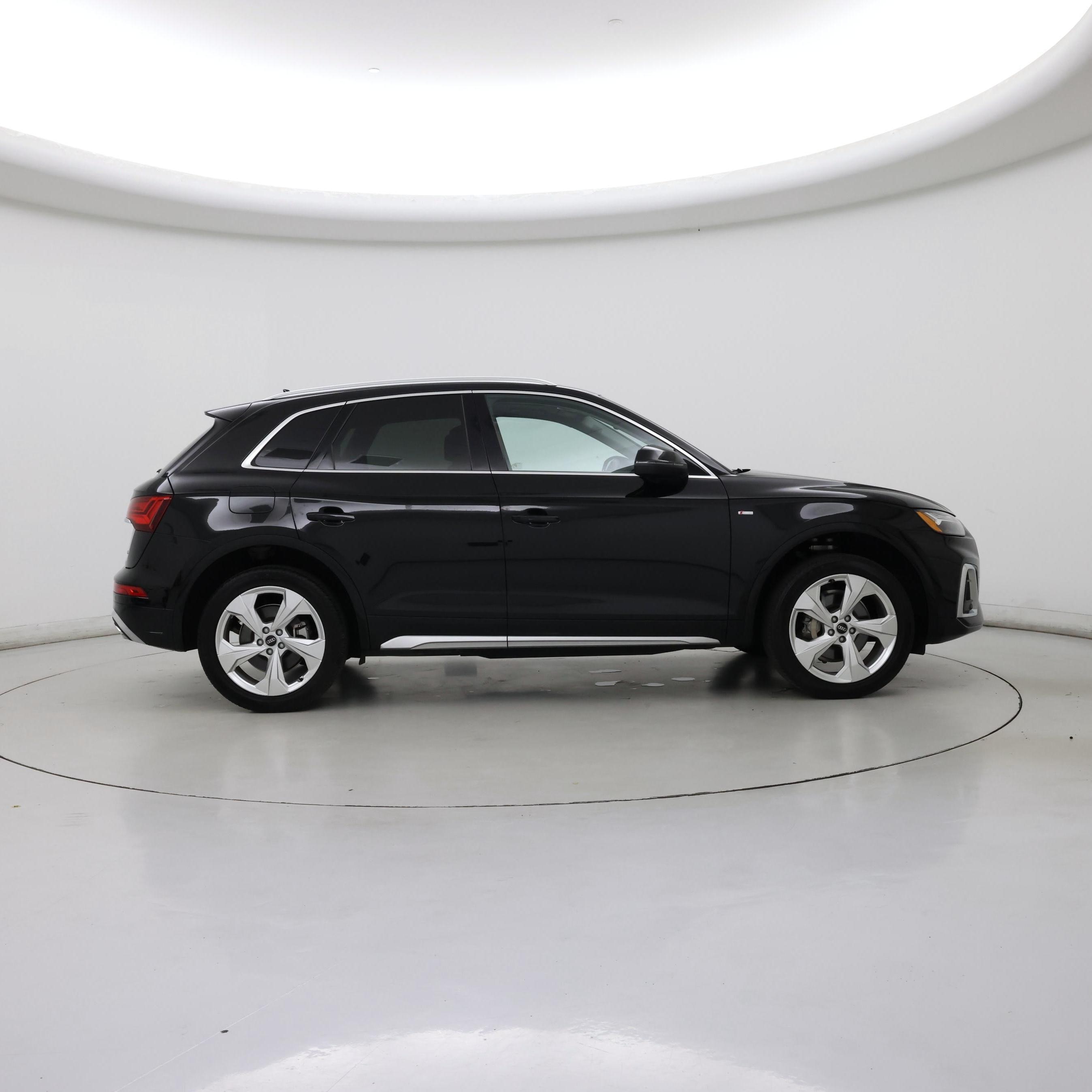 Thumbnail: 2022 Audi Q5 - 7