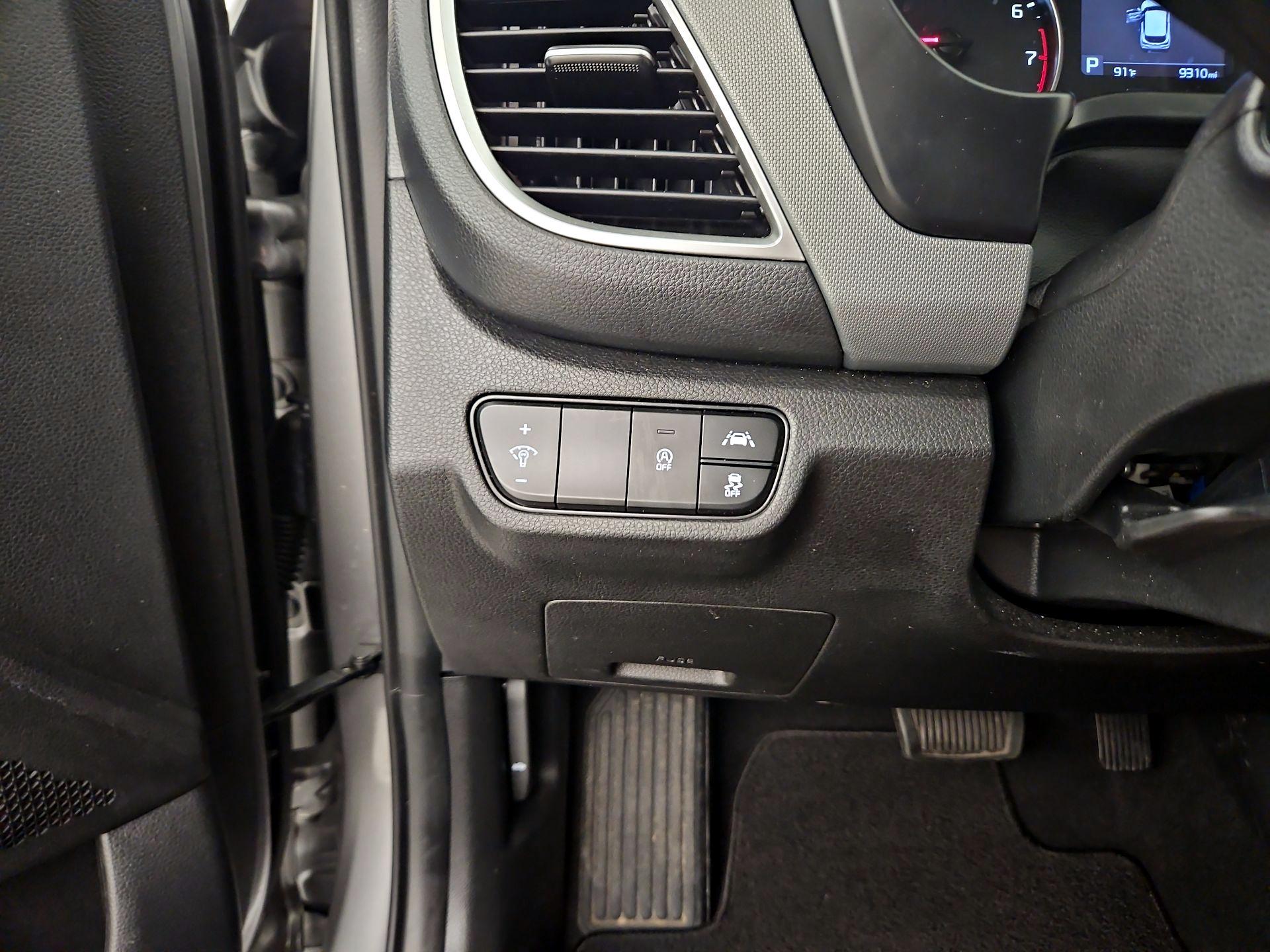 Thumbnail: 2023 Kia Seltos - 13