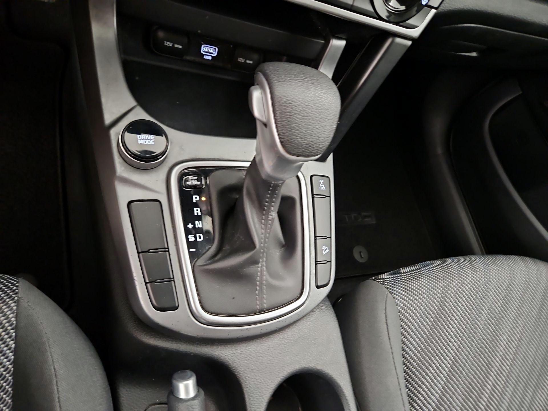 Thumbnail: 2023 Kia Seltos - 17