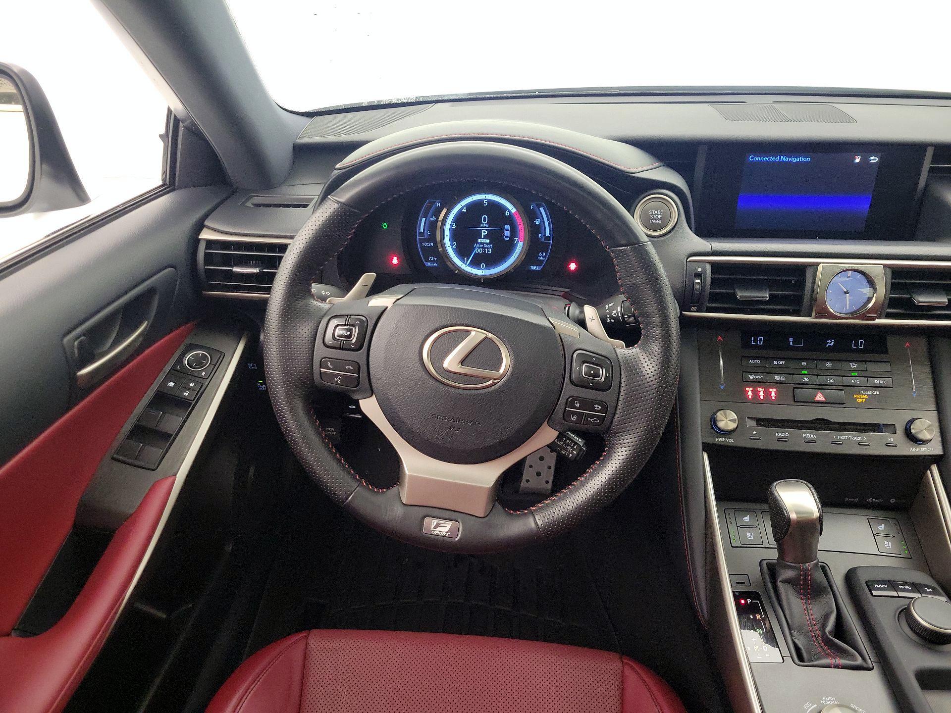 Thumbnail: 2020 Lexus IS - 10