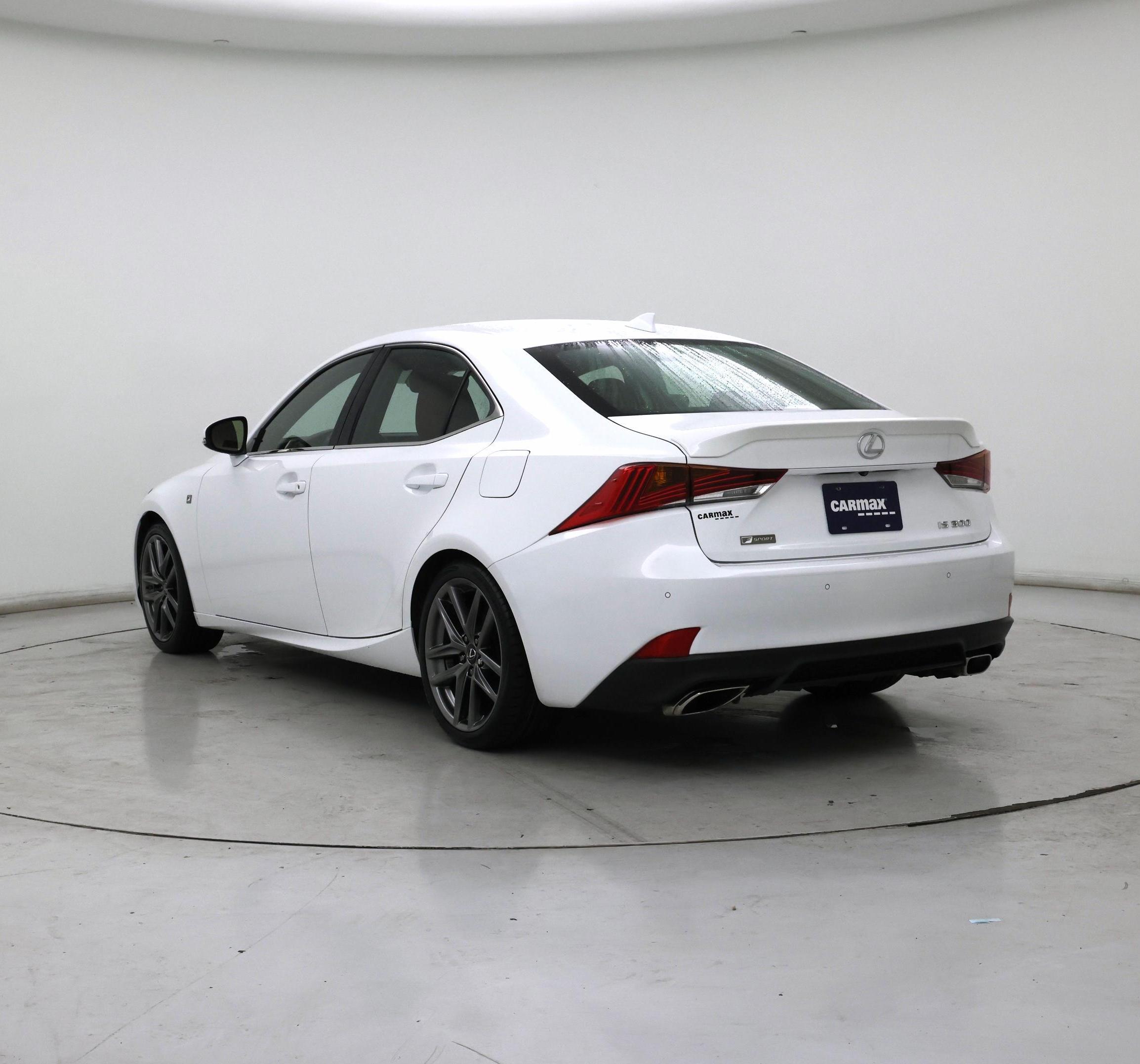 Thumbnail: 2020 Lexus IS - 2