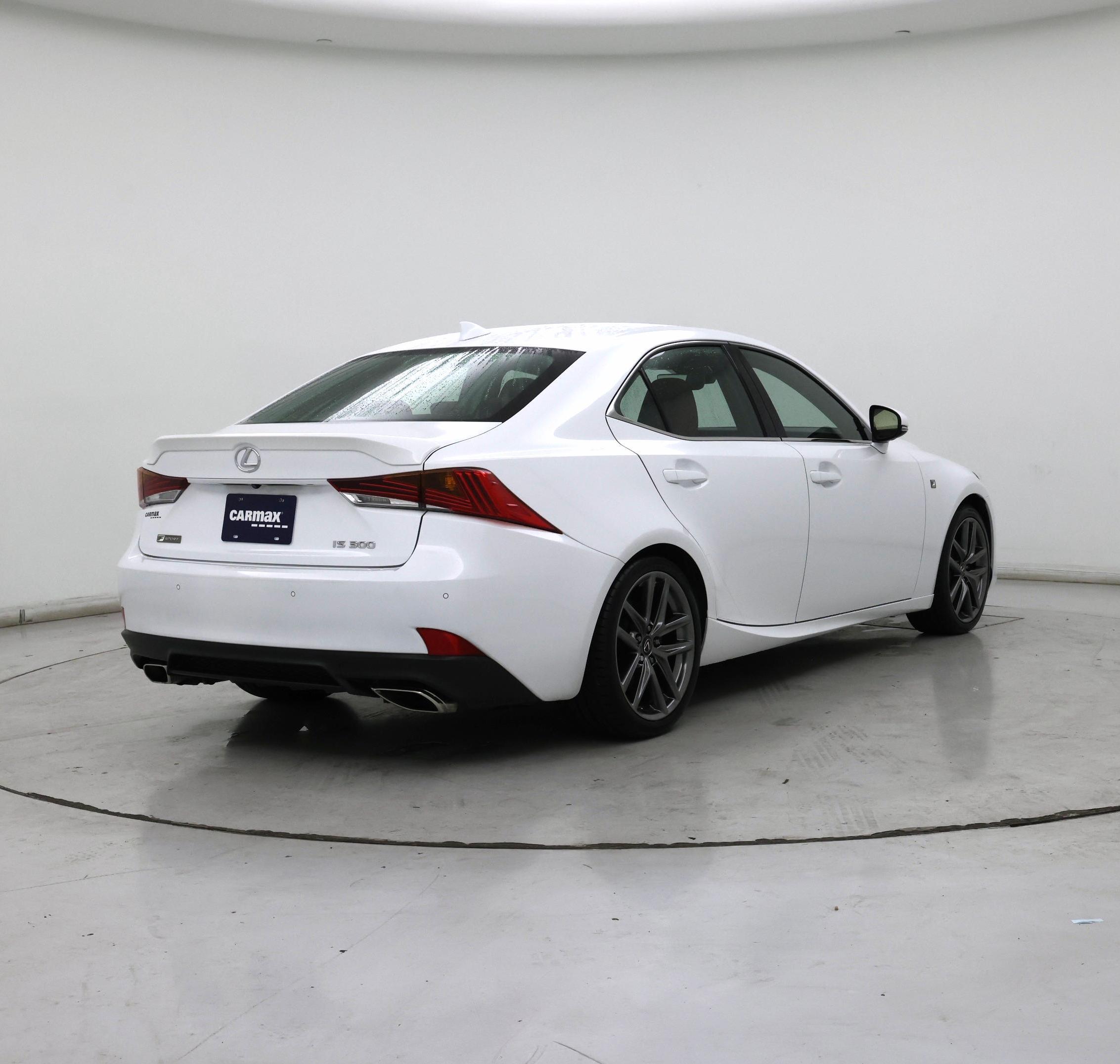 Thumbnail: 2020 Lexus IS - 8