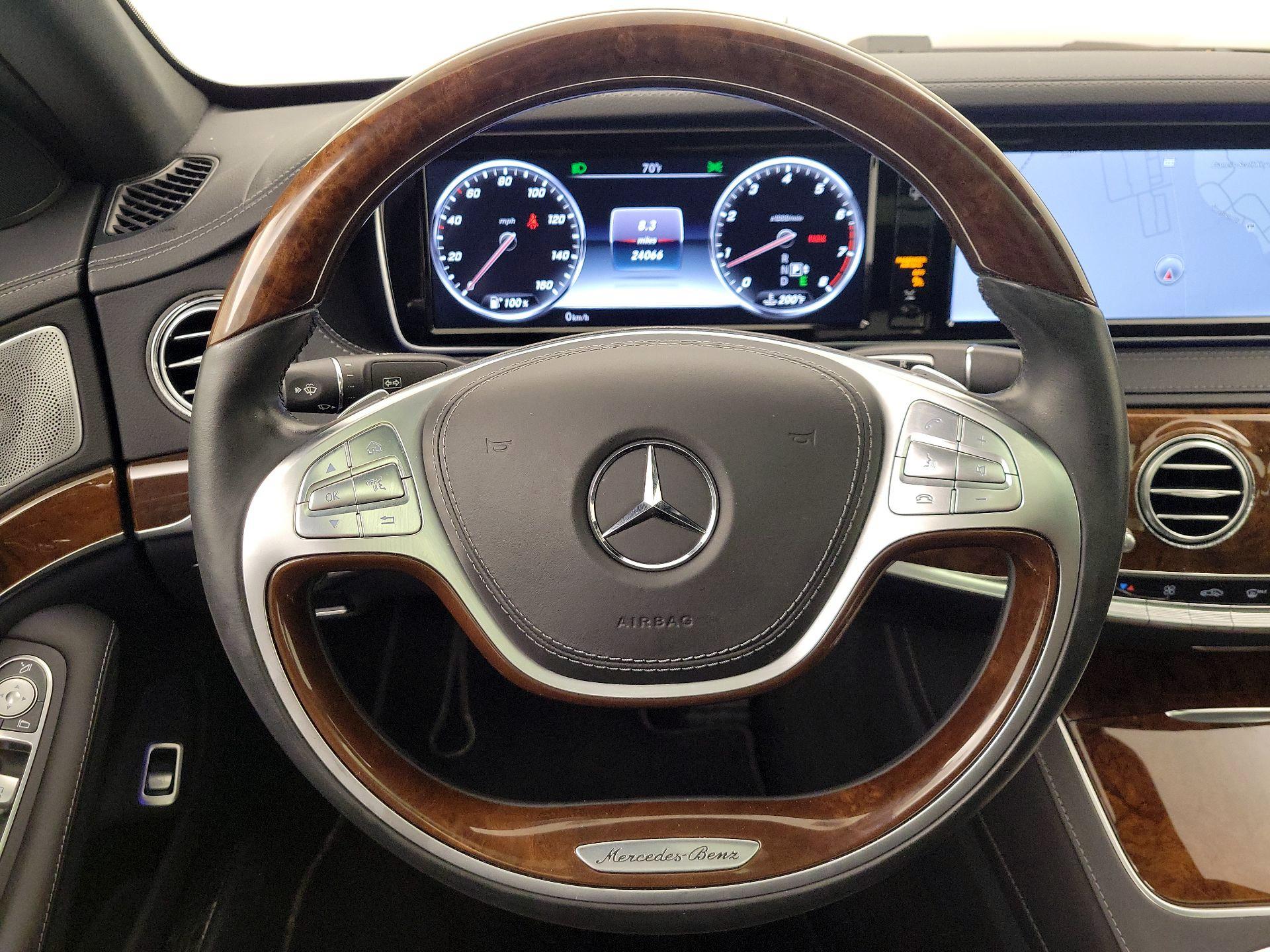 Thumbnail: 2016 Mercedes-Benz S-Class - 10
