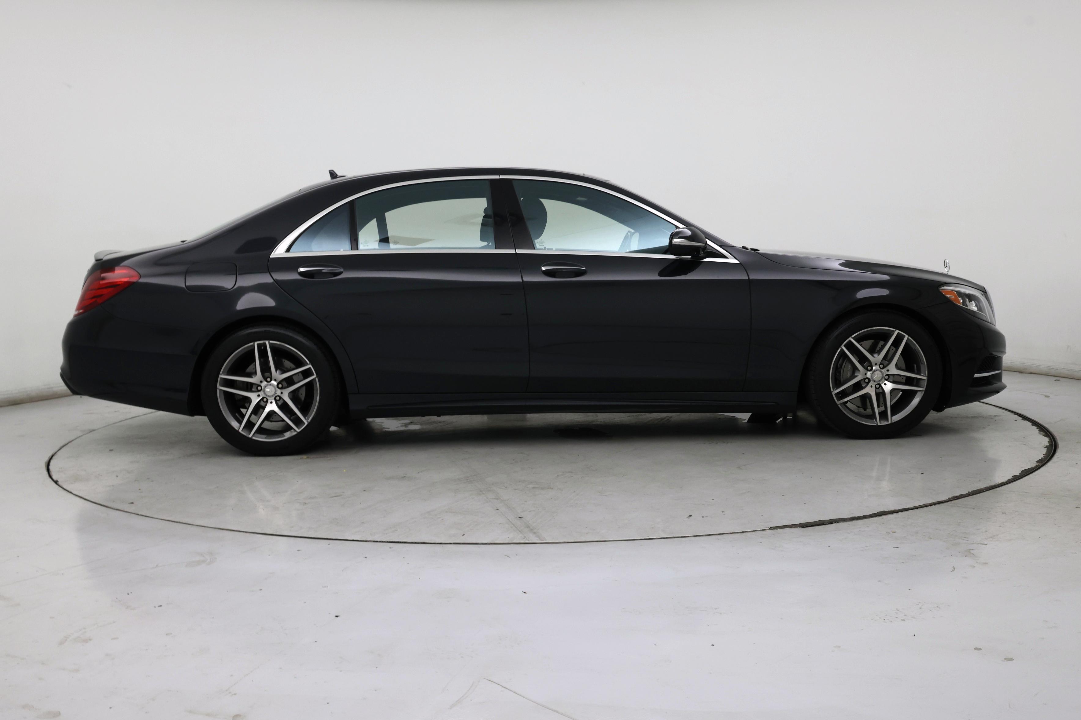 Thumbnail: 2016 Mercedes-Benz S-Class - 7