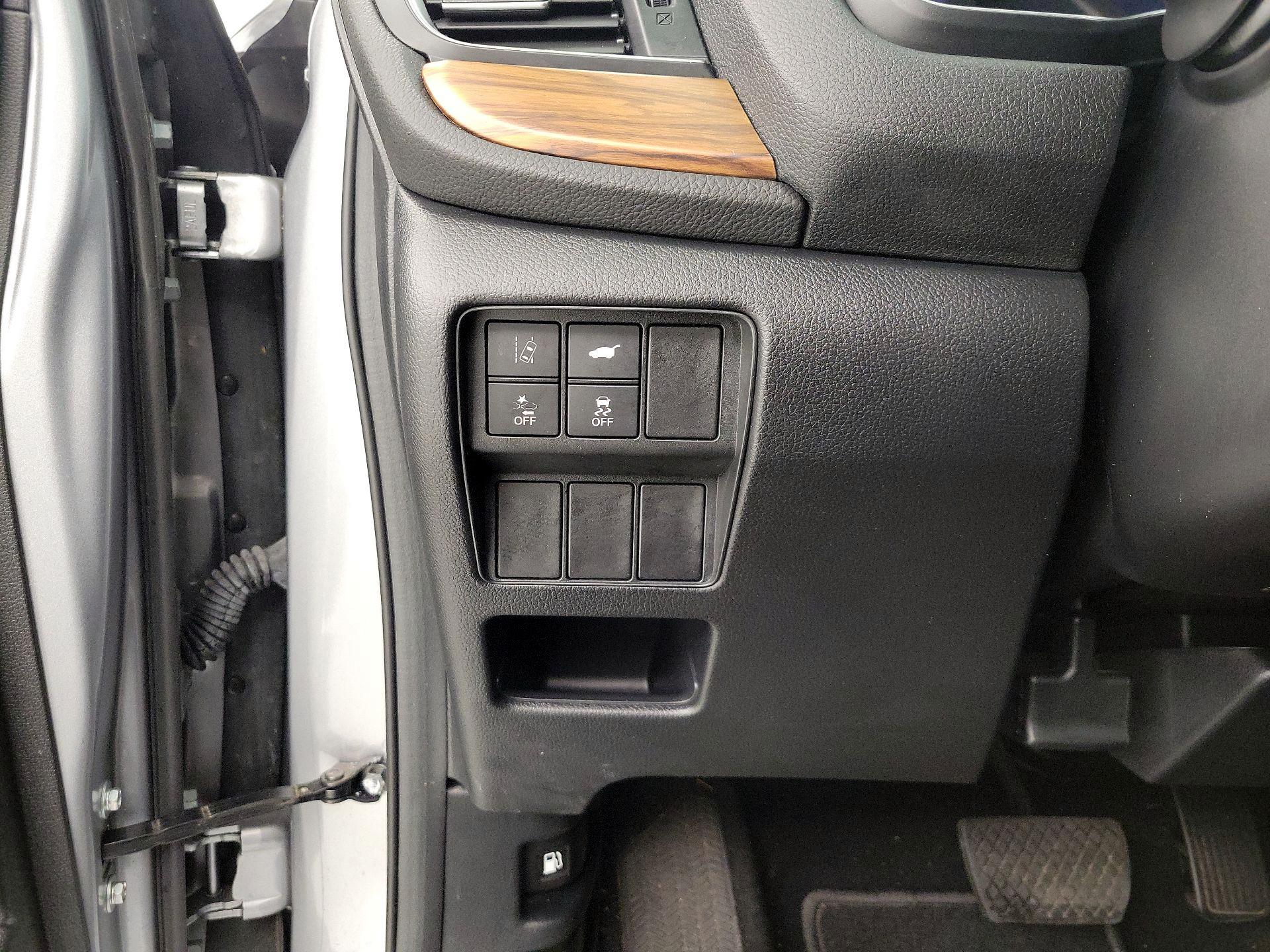 Thumbnail: 2018 Honda CR-V - 13
