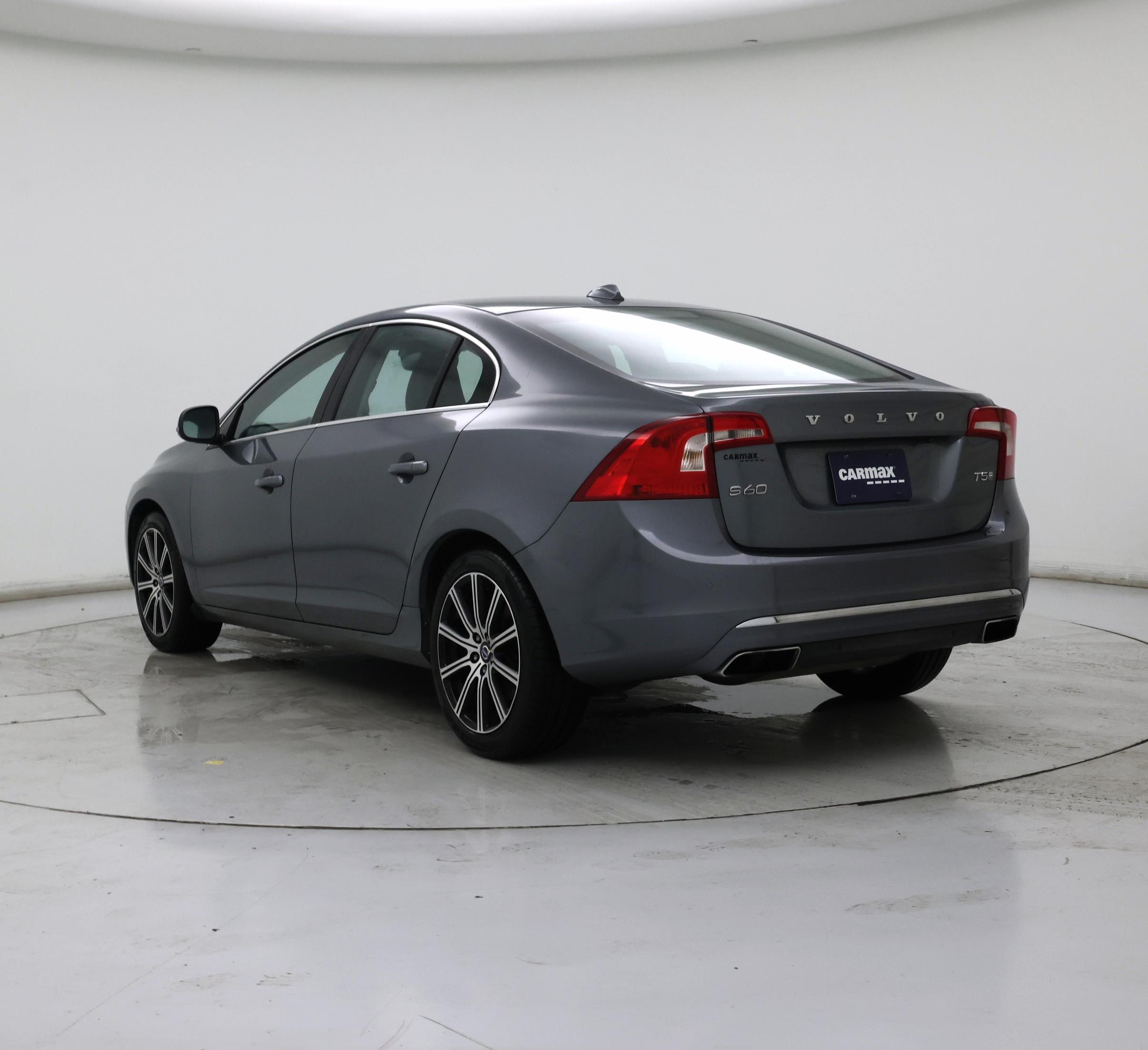 Thumbnail: 2017 Volvo S60 - 2