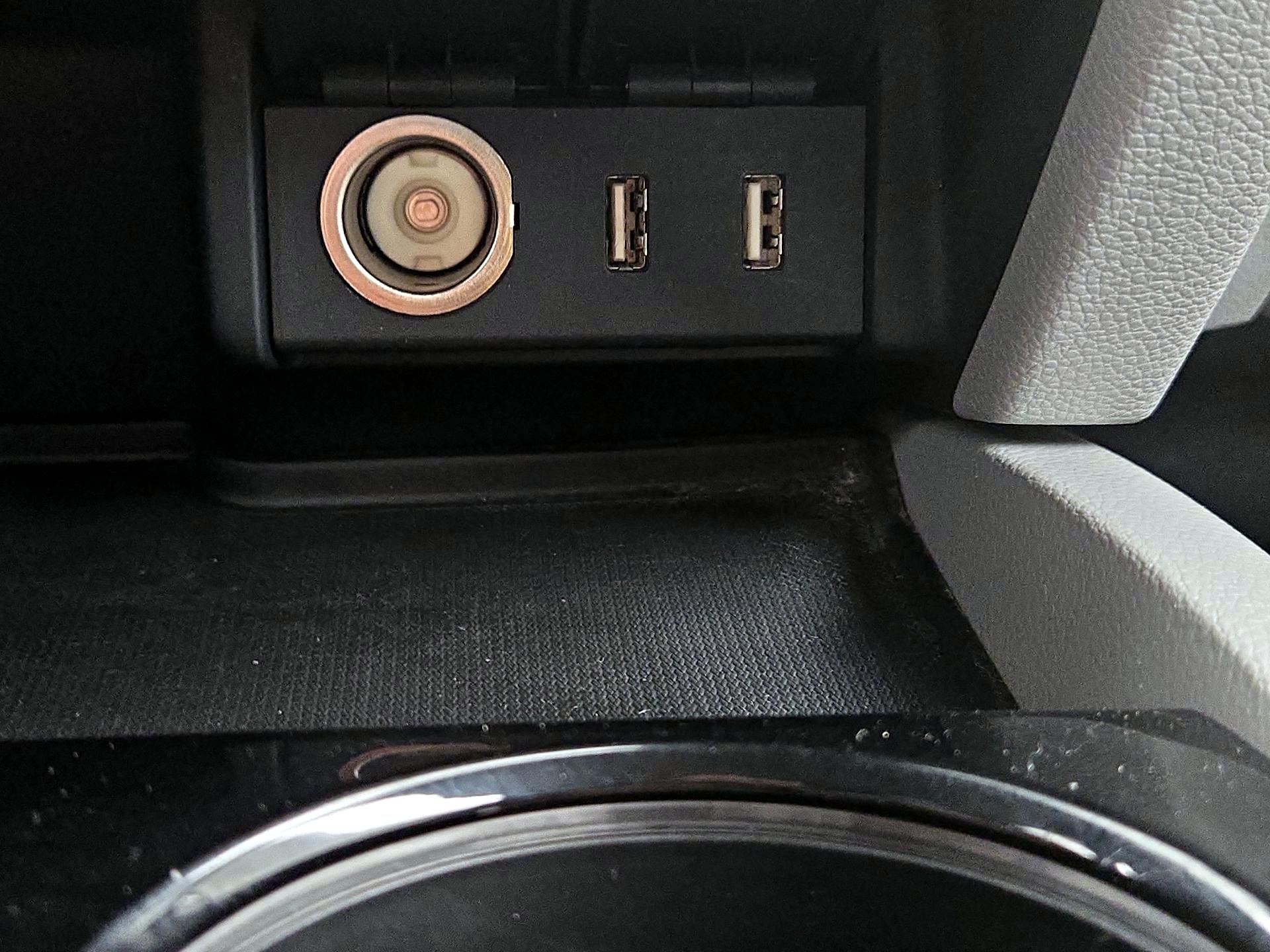 Thumbnail: 2017 Honda Pilot - 18