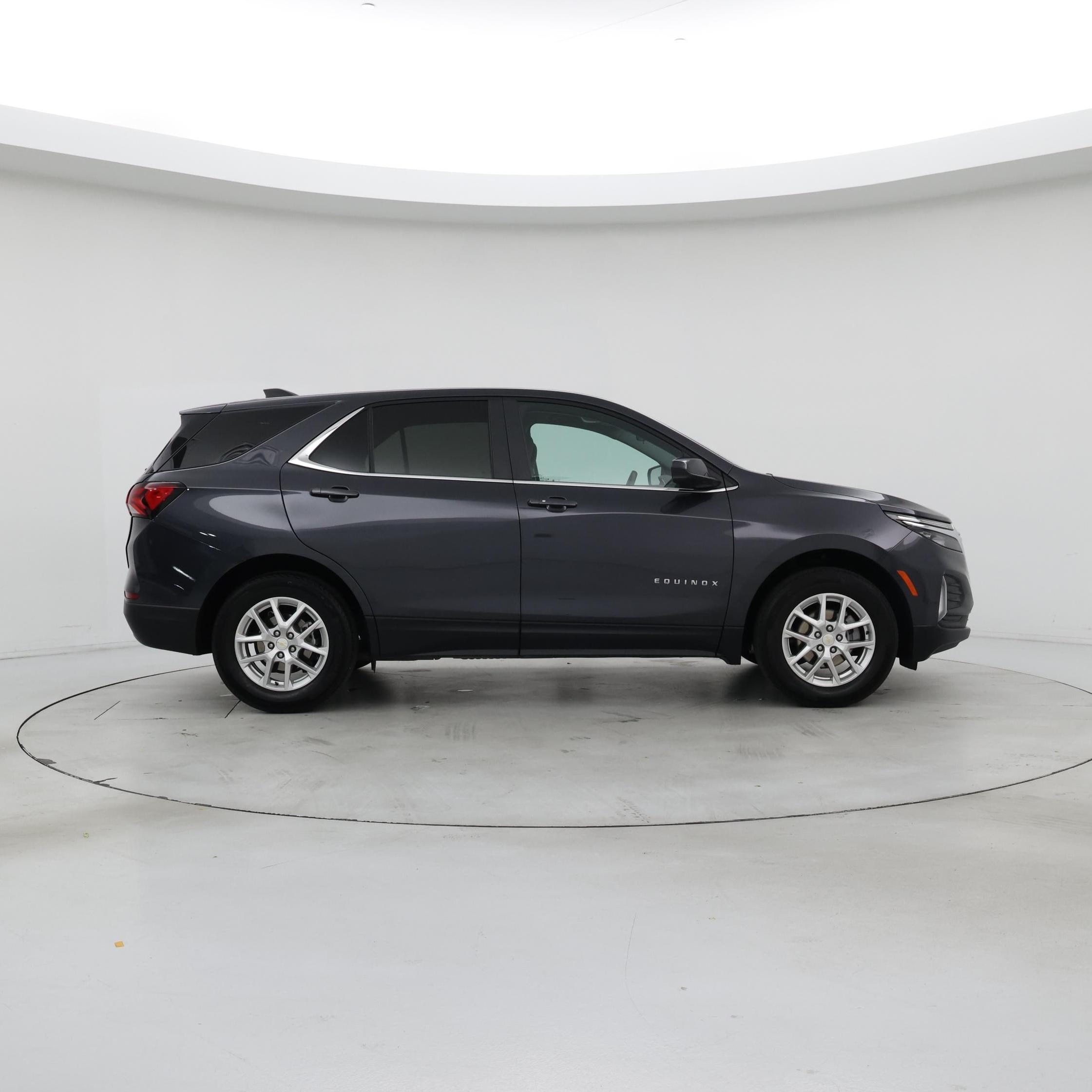 Thumbnail: 2022 Chevrolet Equinox - 7