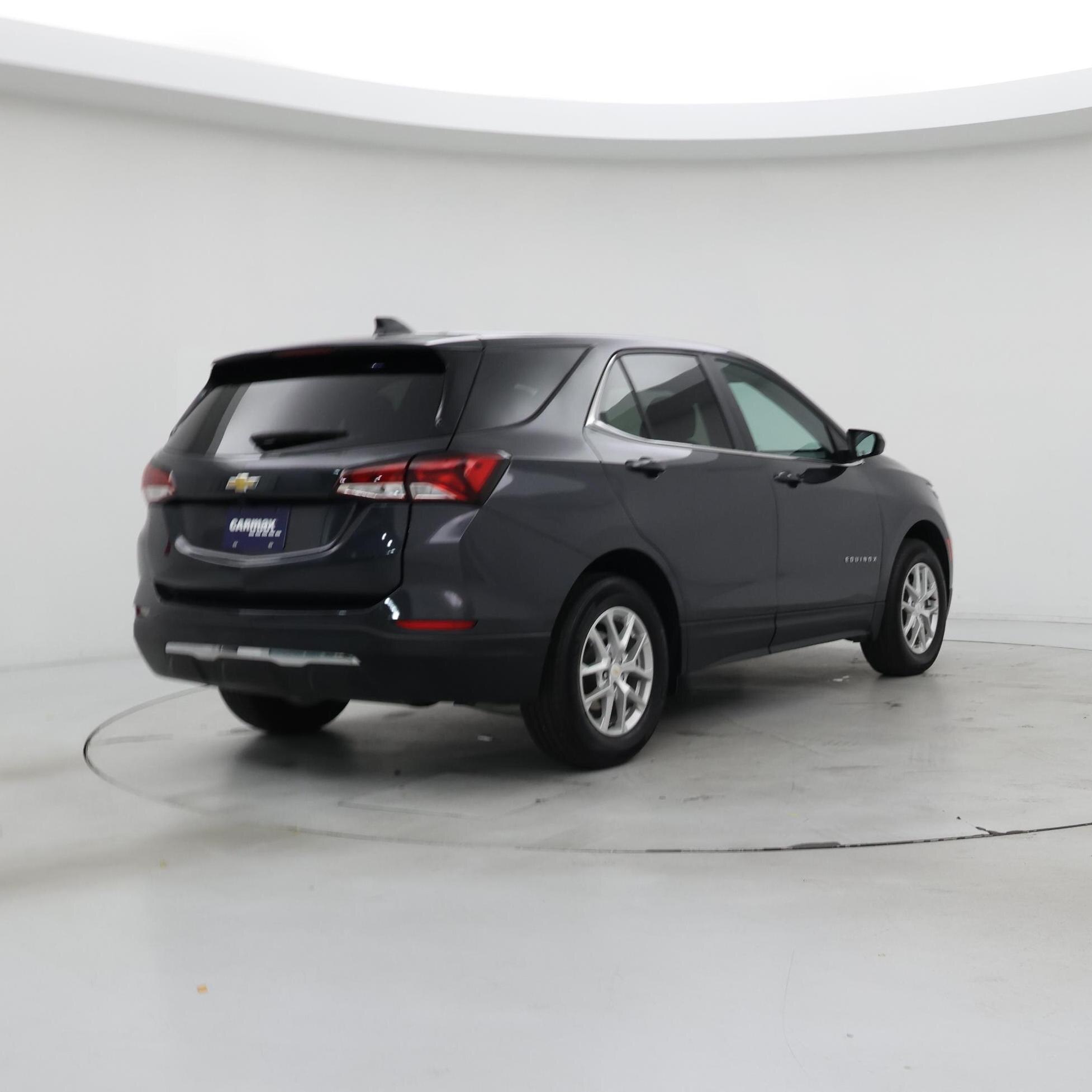 Thumbnail: 2022 Chevrolet Equinox - 8