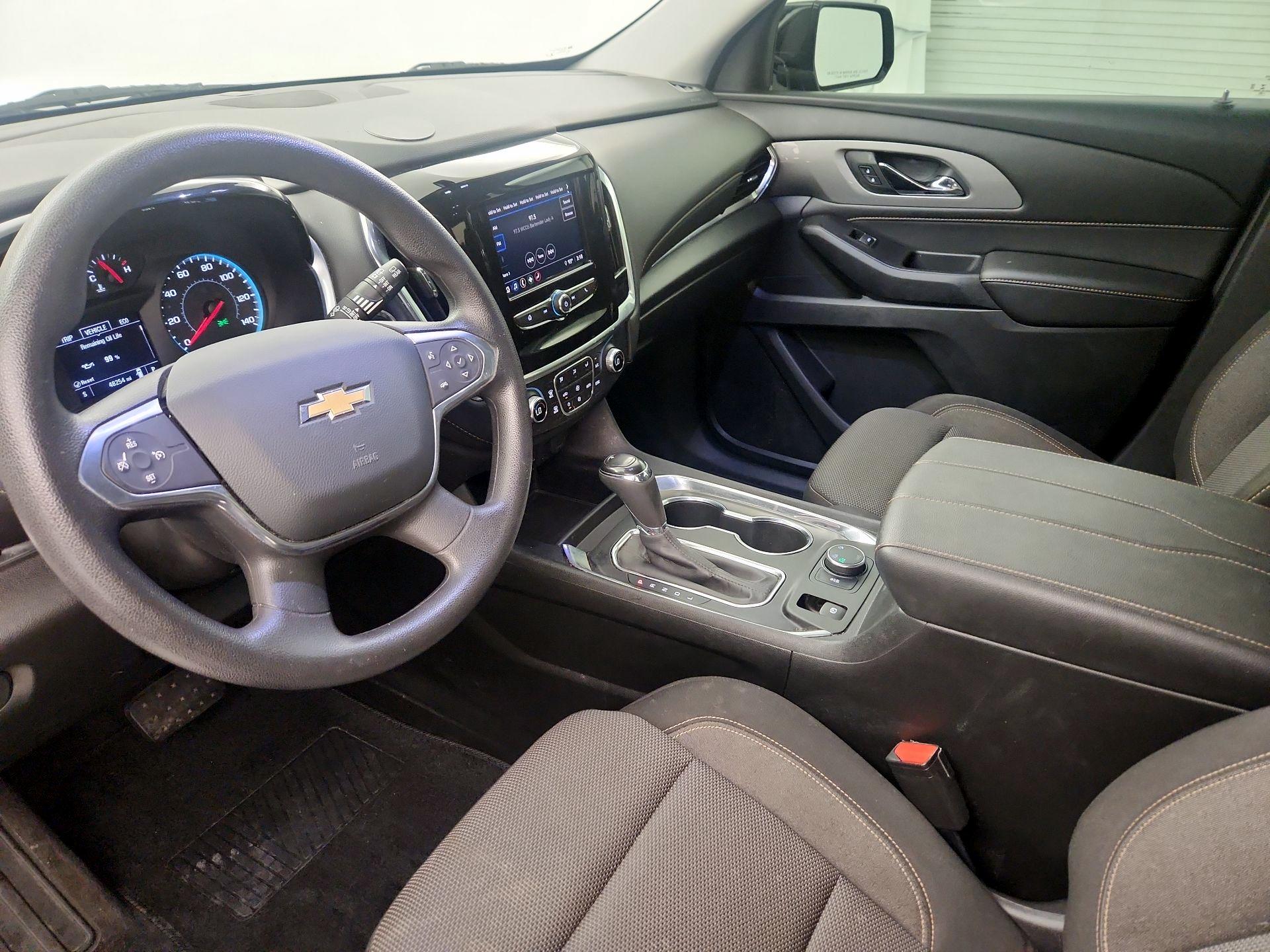 Thumbnail: 2020 Chevrolet Traverse - 9