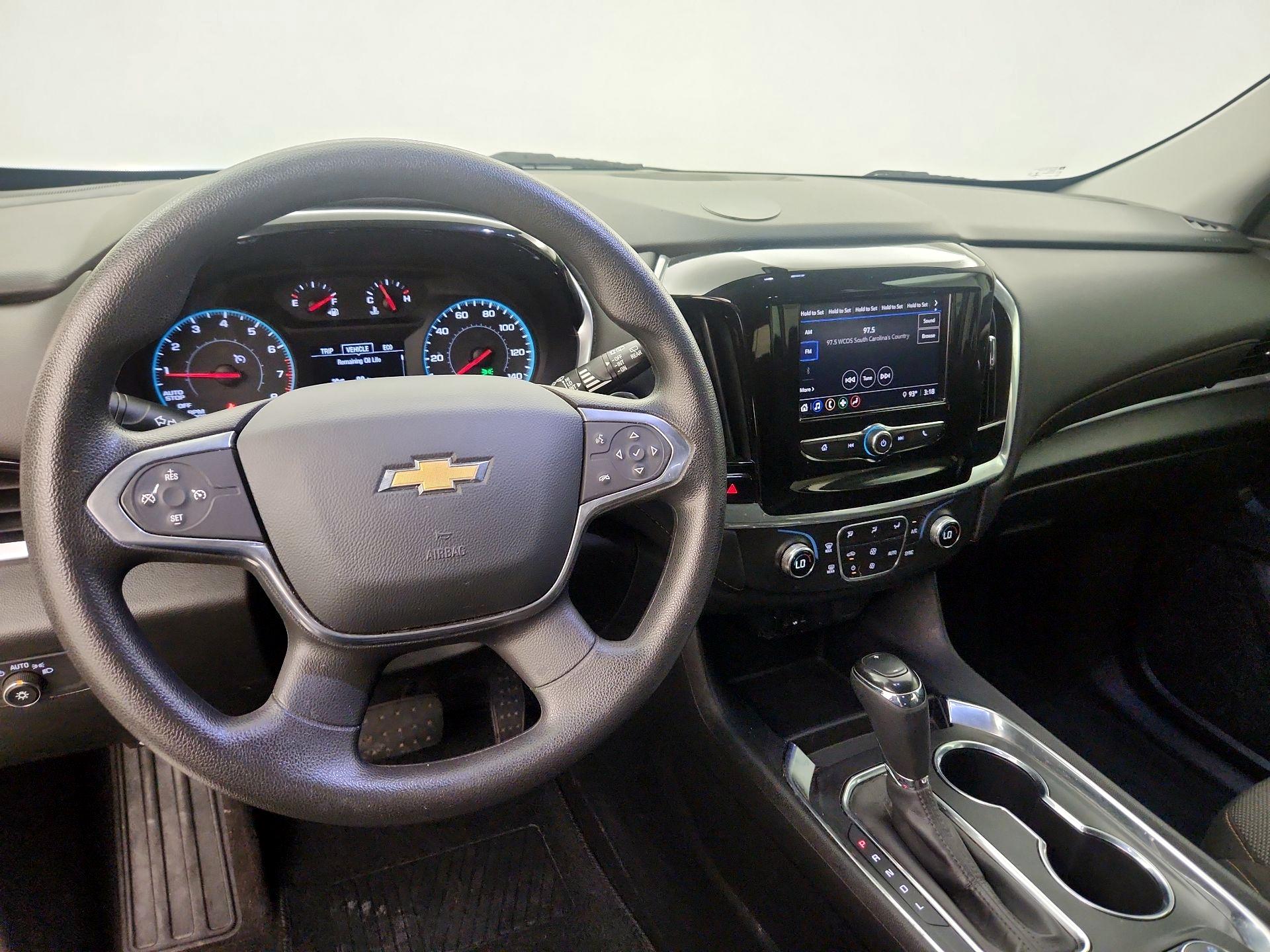 Thumbnail: 2020 Chevrolet Traverse - 8