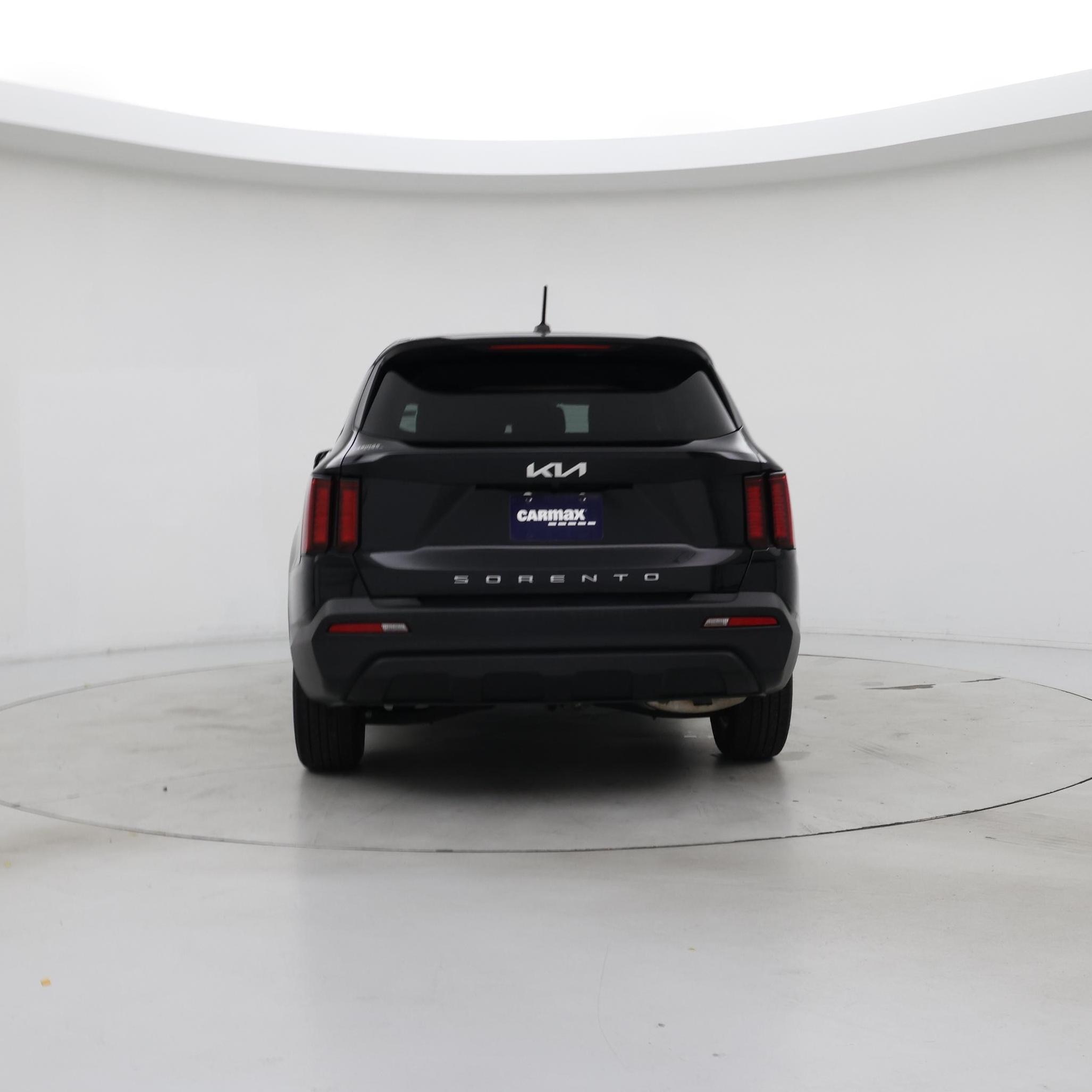 Thumbnail: 2022 Kia Sorento - 6