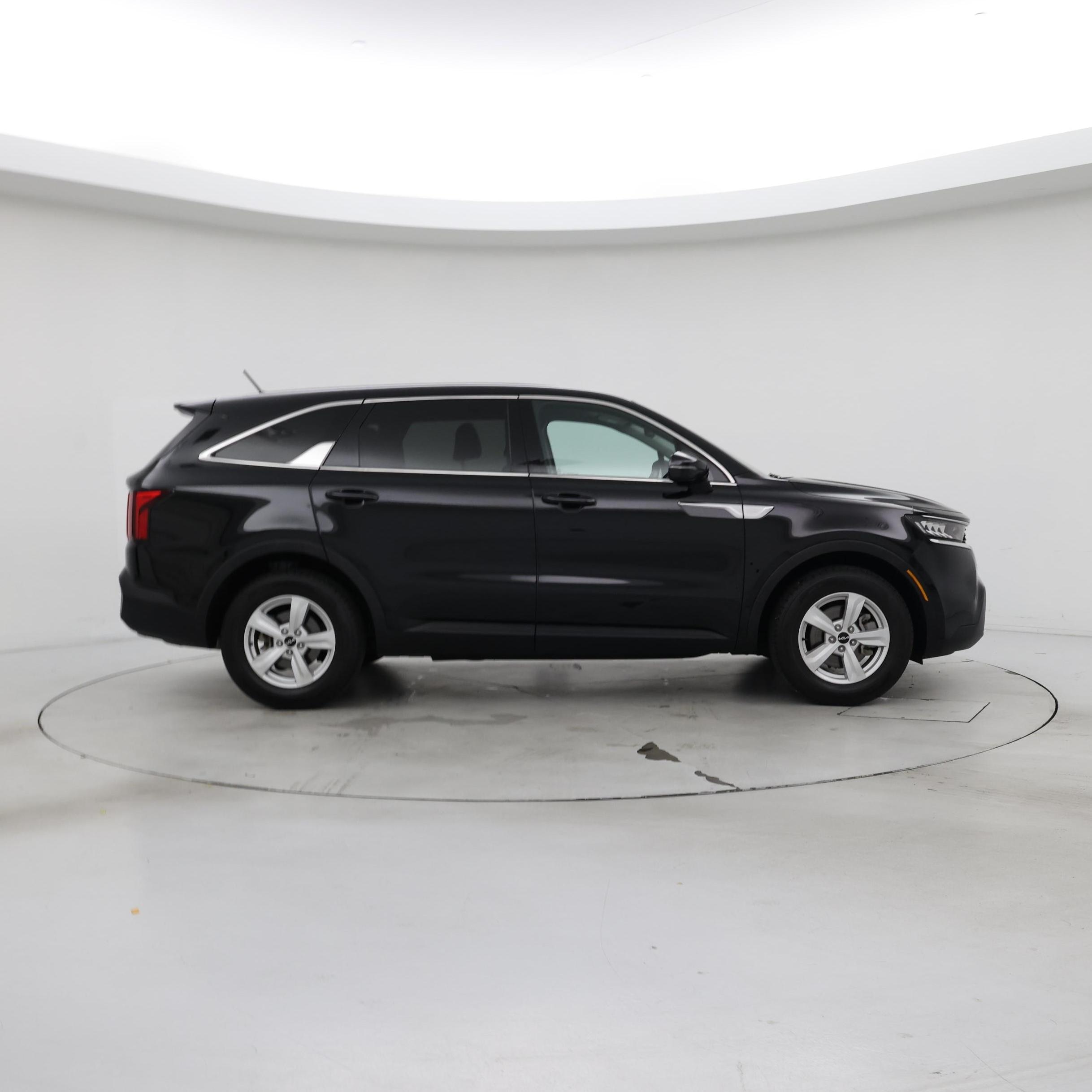 Thumbnail: 2022 Kia Sorento - 7