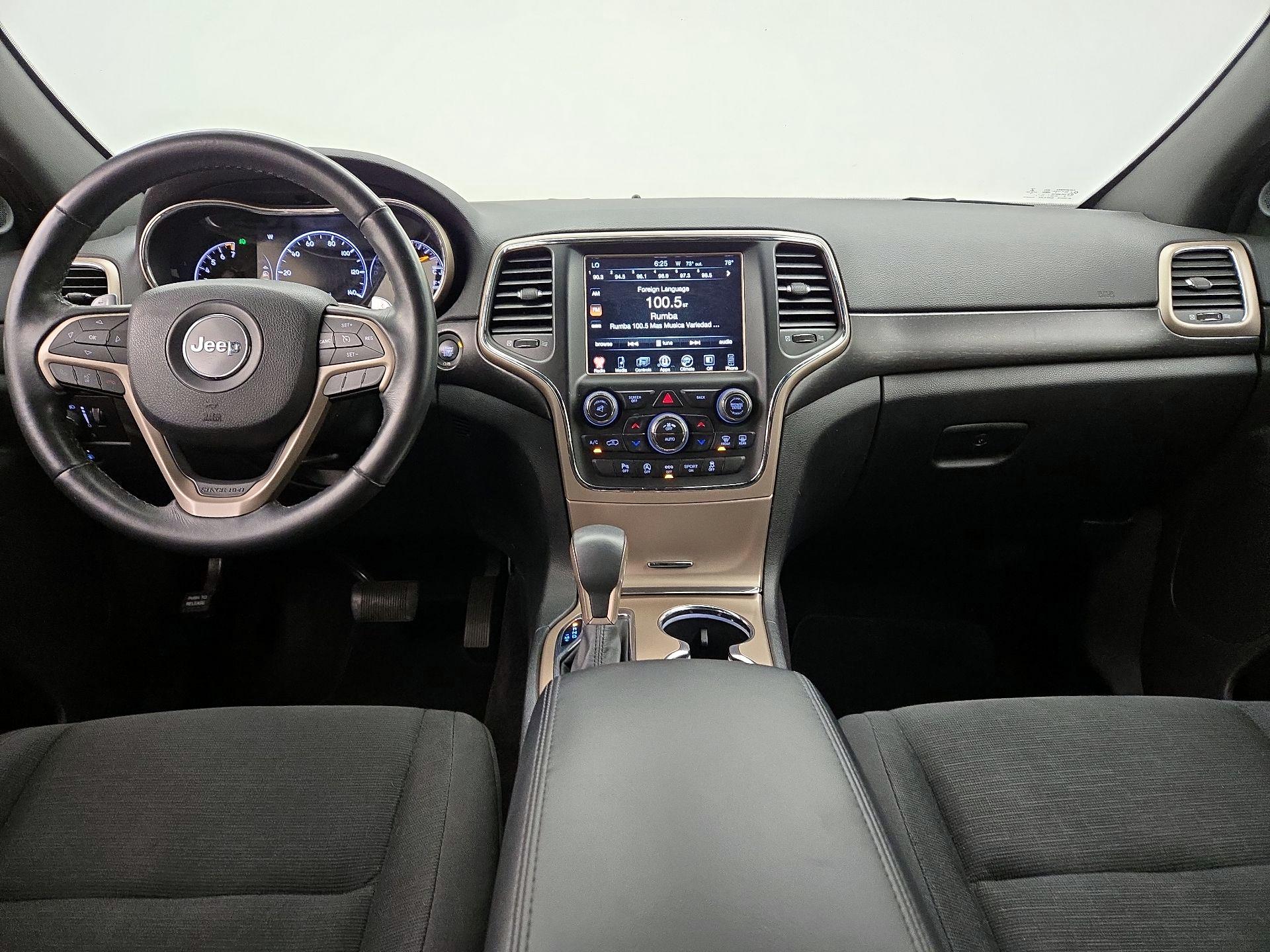 Thumbnail: 2016 Jeep Grand Cherokee - 9