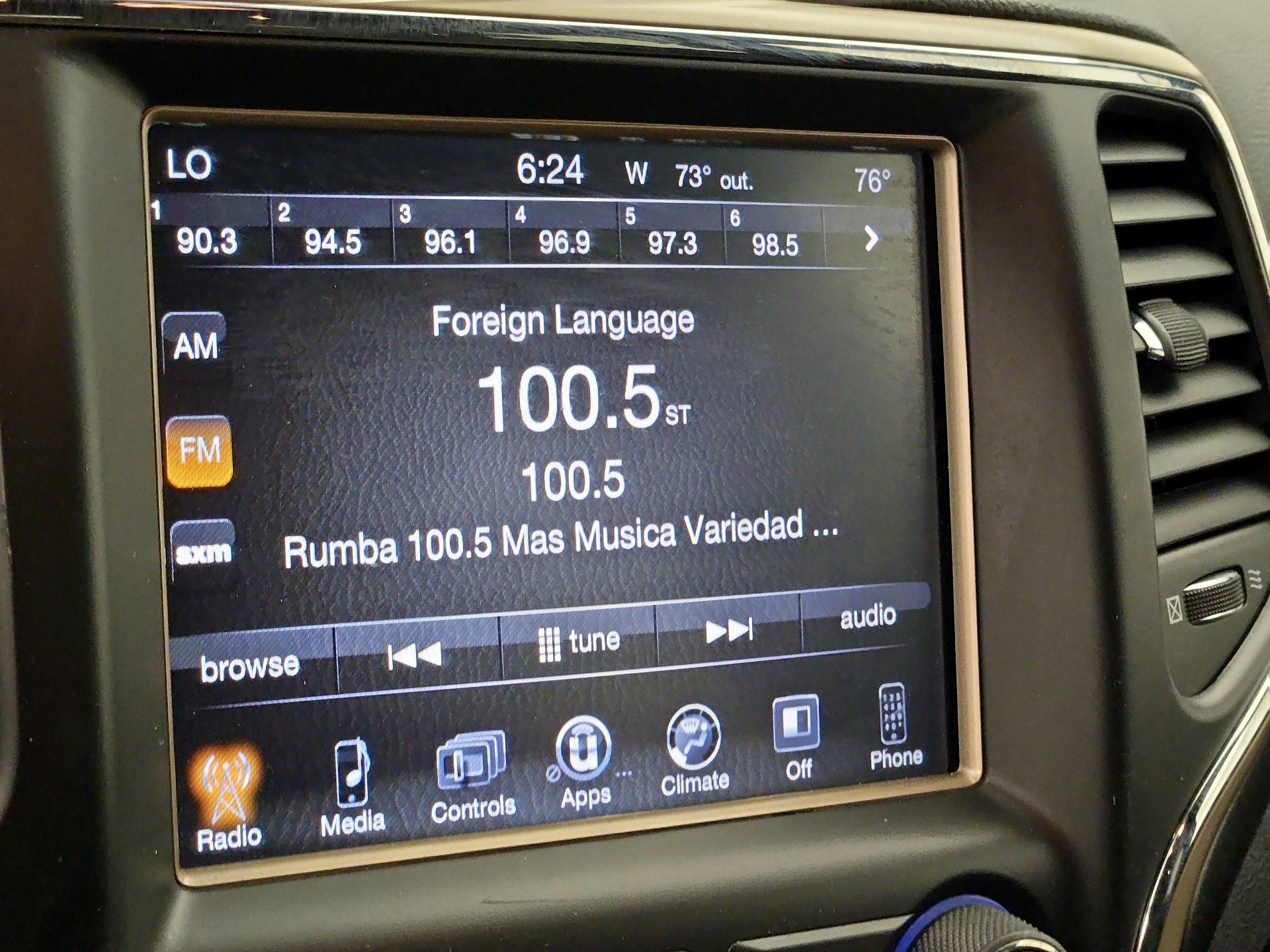 Thumbnail: 2016 Jeep Grand Cherokee - 15