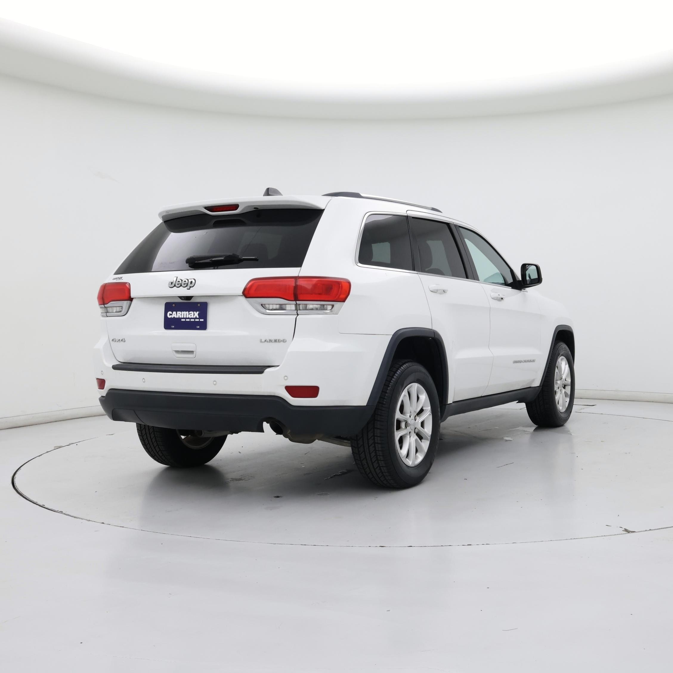 Thumbnail: 2016 Jeep Grand Cherokee - 8