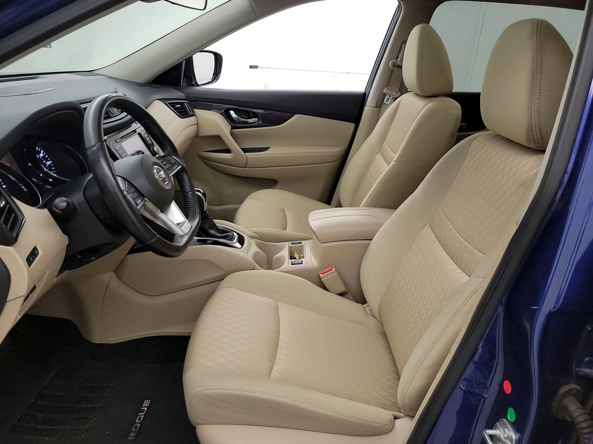 Thumbnail: 2019 Nissan Rogue - 11