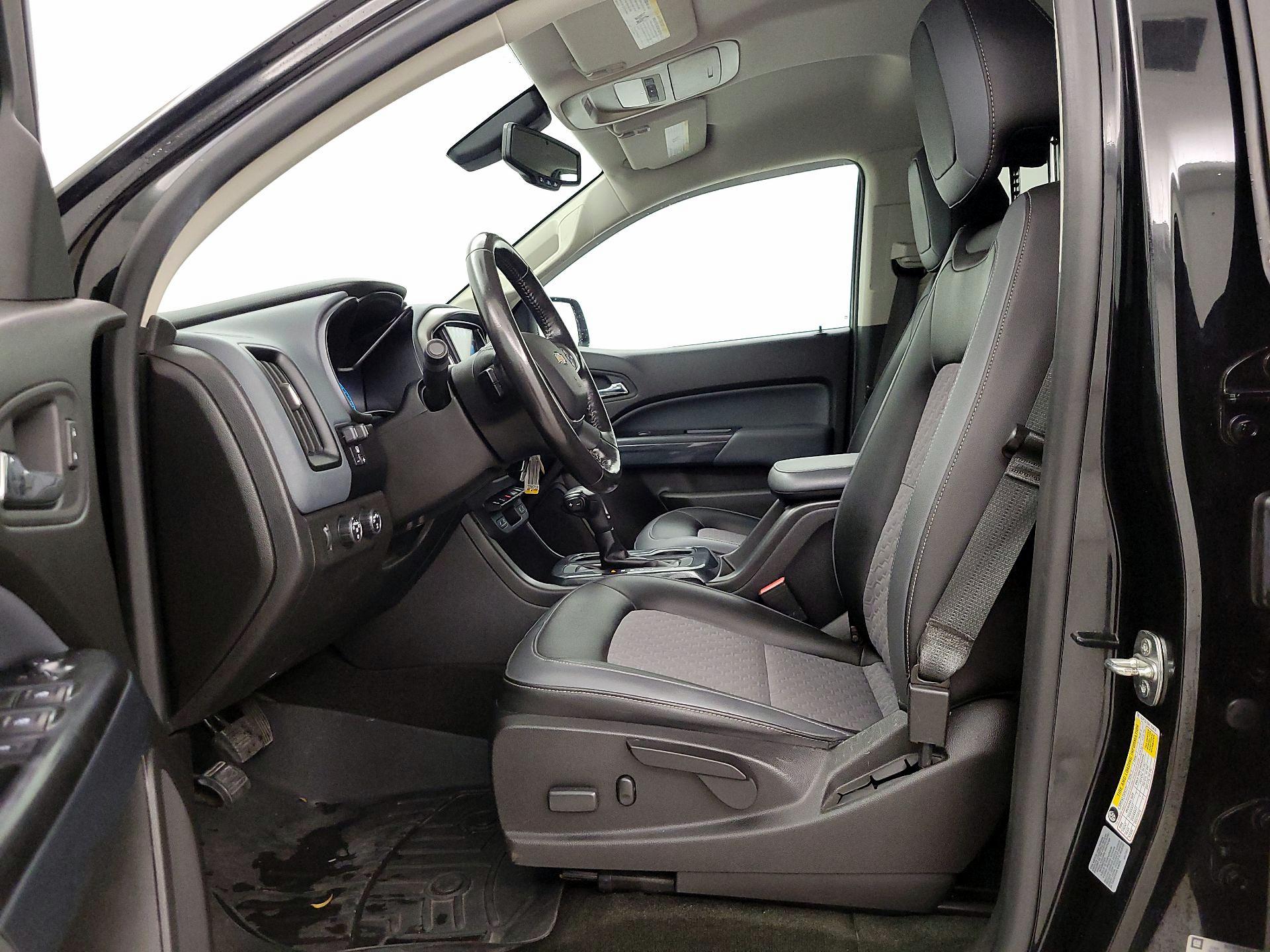 Thumbnail: 2017 Chevrolet Colorado - 11