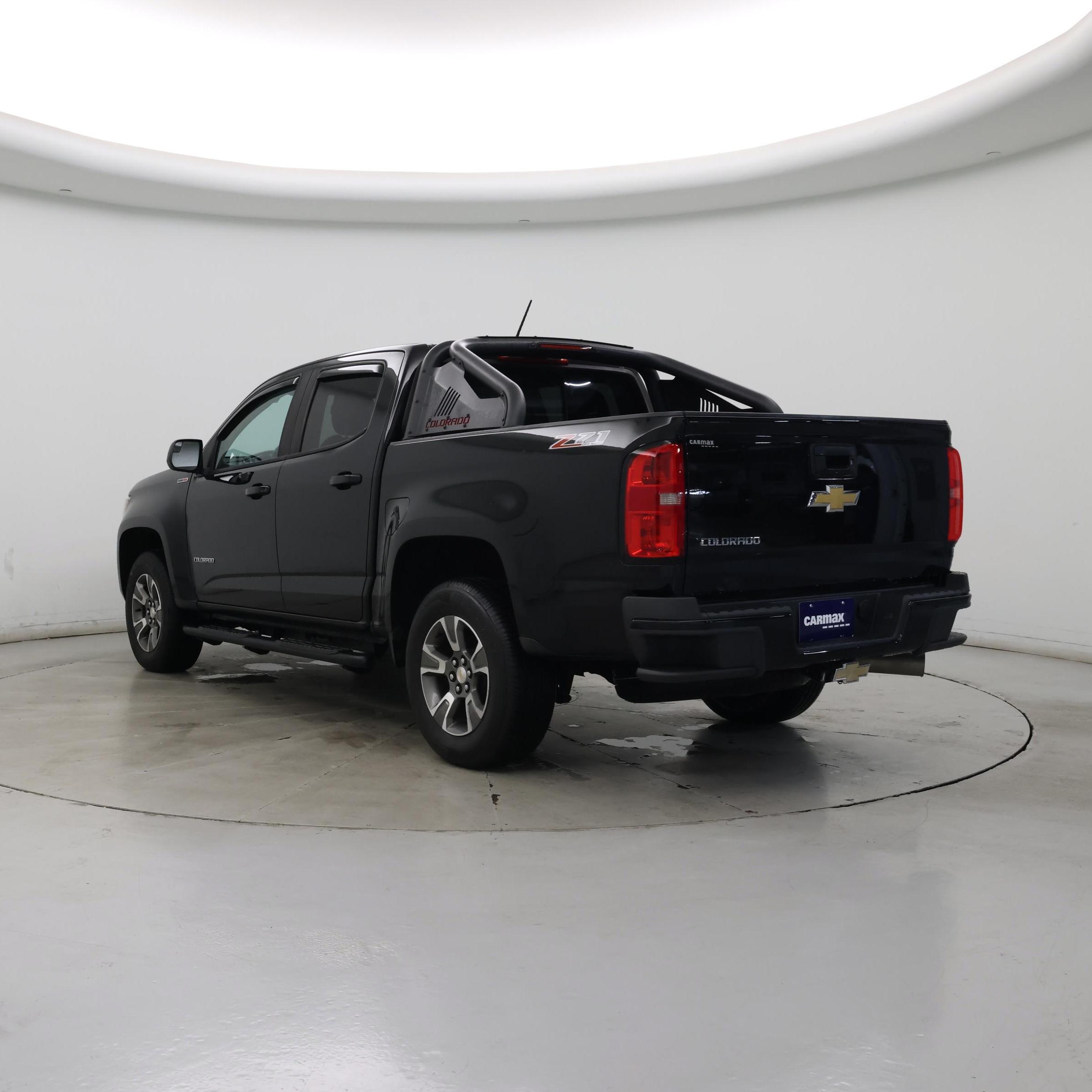 Thumbnail: 2017 Chevrolet Colorado - 2