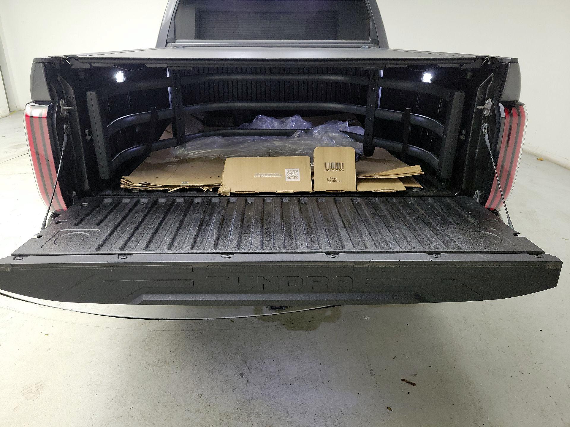 Thumbnail: 2023 Toyota Tundra - 20