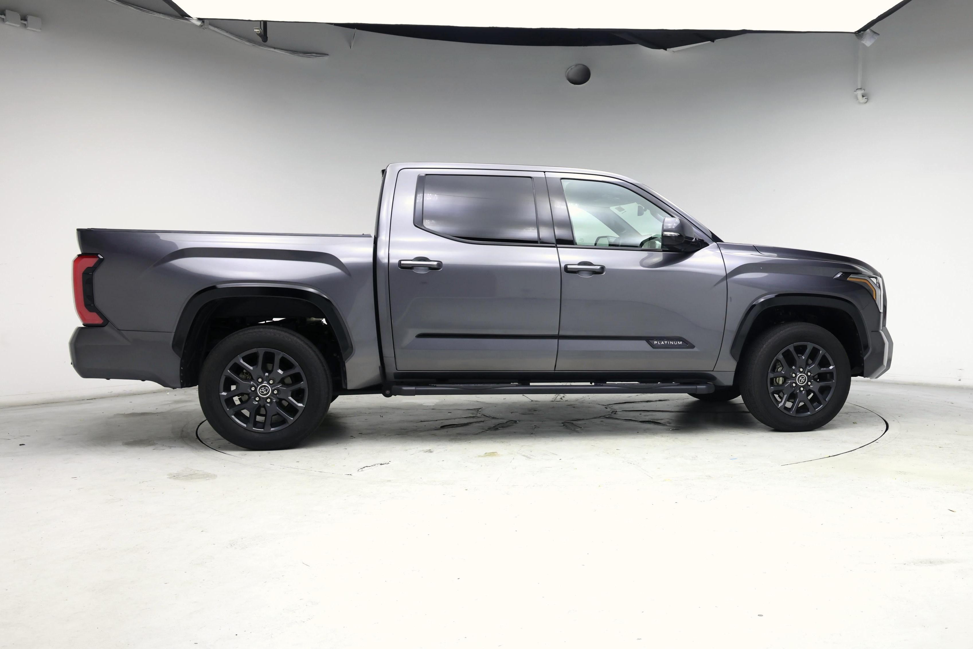 Thumbnail: 2023 Toyota Tundra - 7