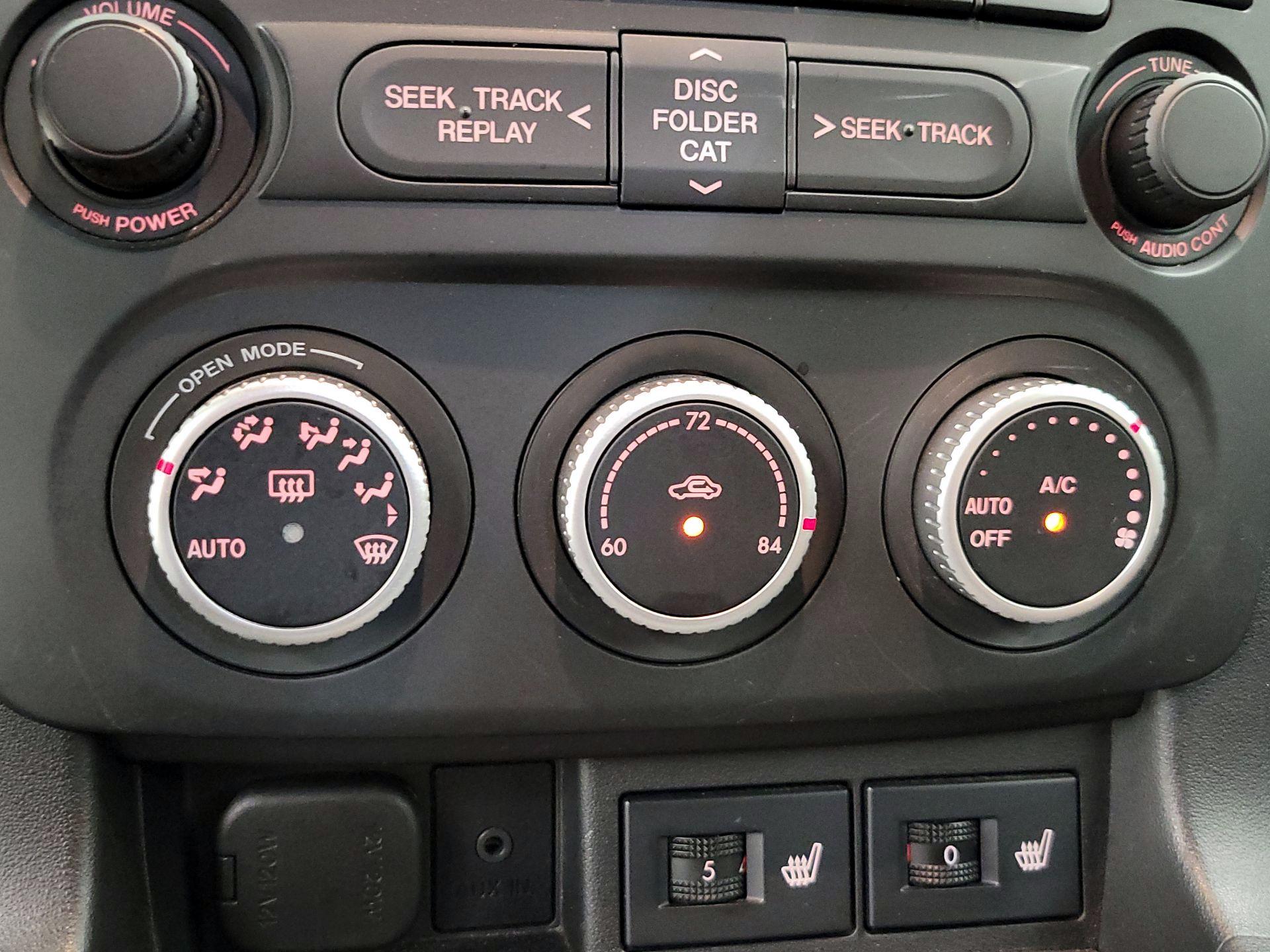 Thumbnail: 2014 Mazda MX-5 Miata - 15
