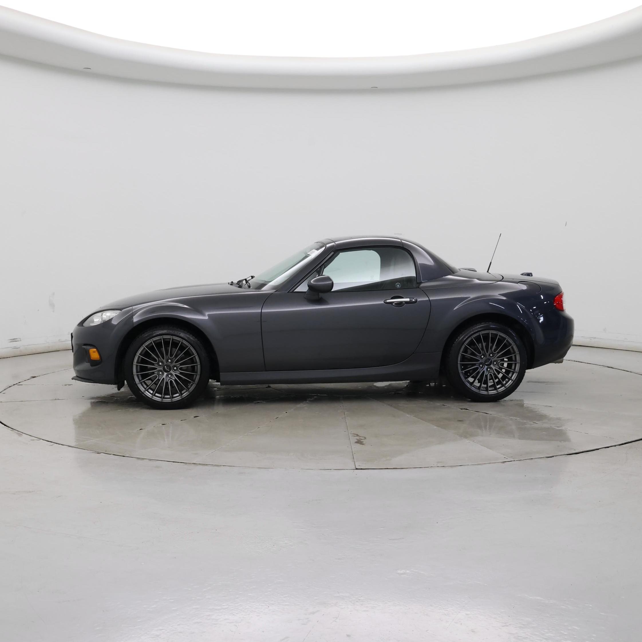 Thumbnail: 2014 Mazda MX-5 Miata - 3