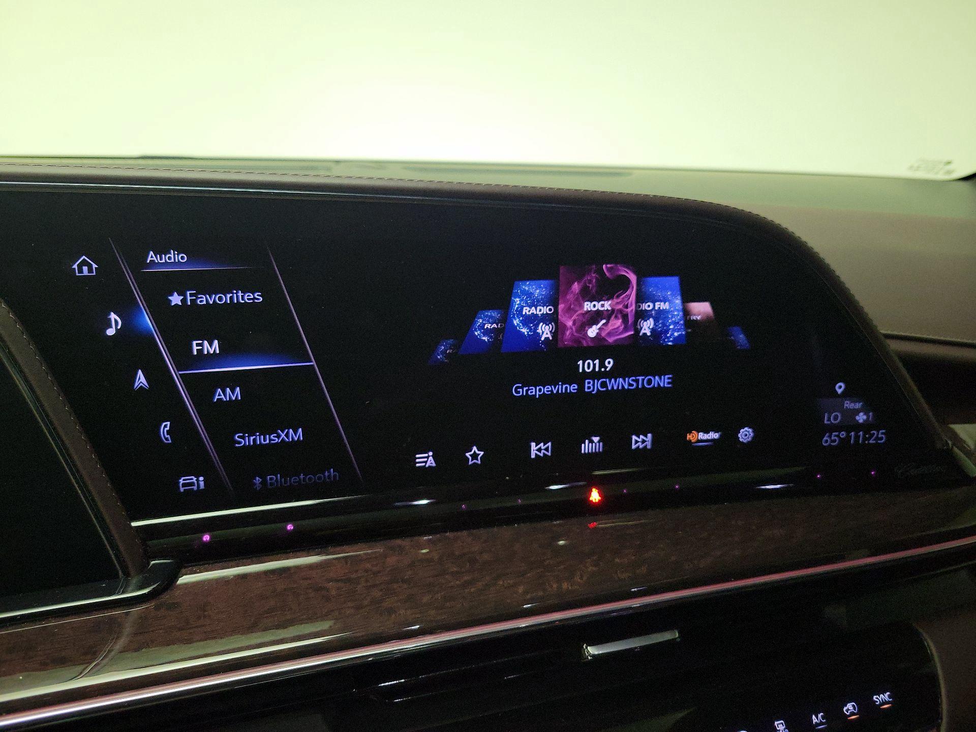 Thumbnail: 2021 Cadillac Escalade - 16