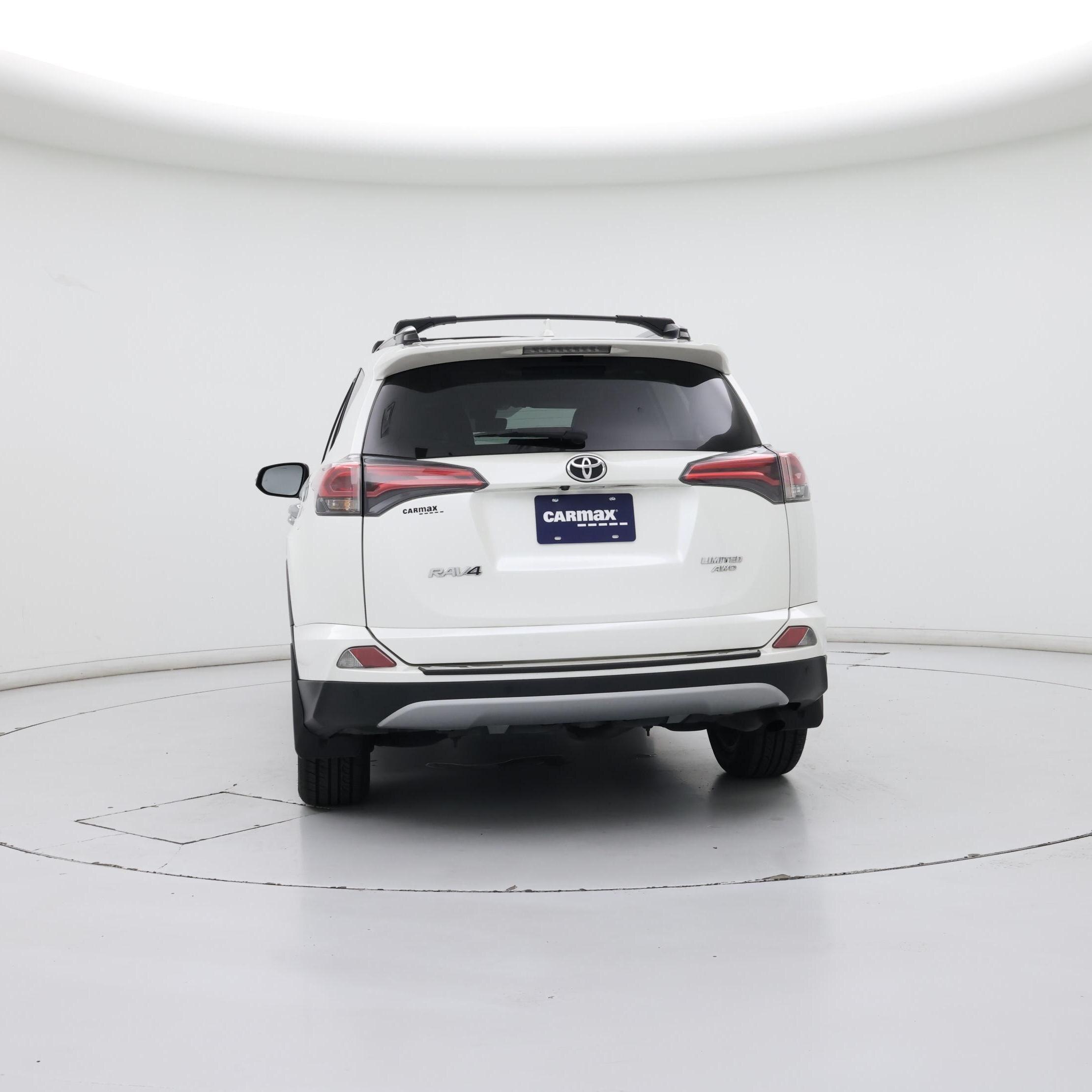 Thumbnail: 2017 Toyota RAV4 - 6