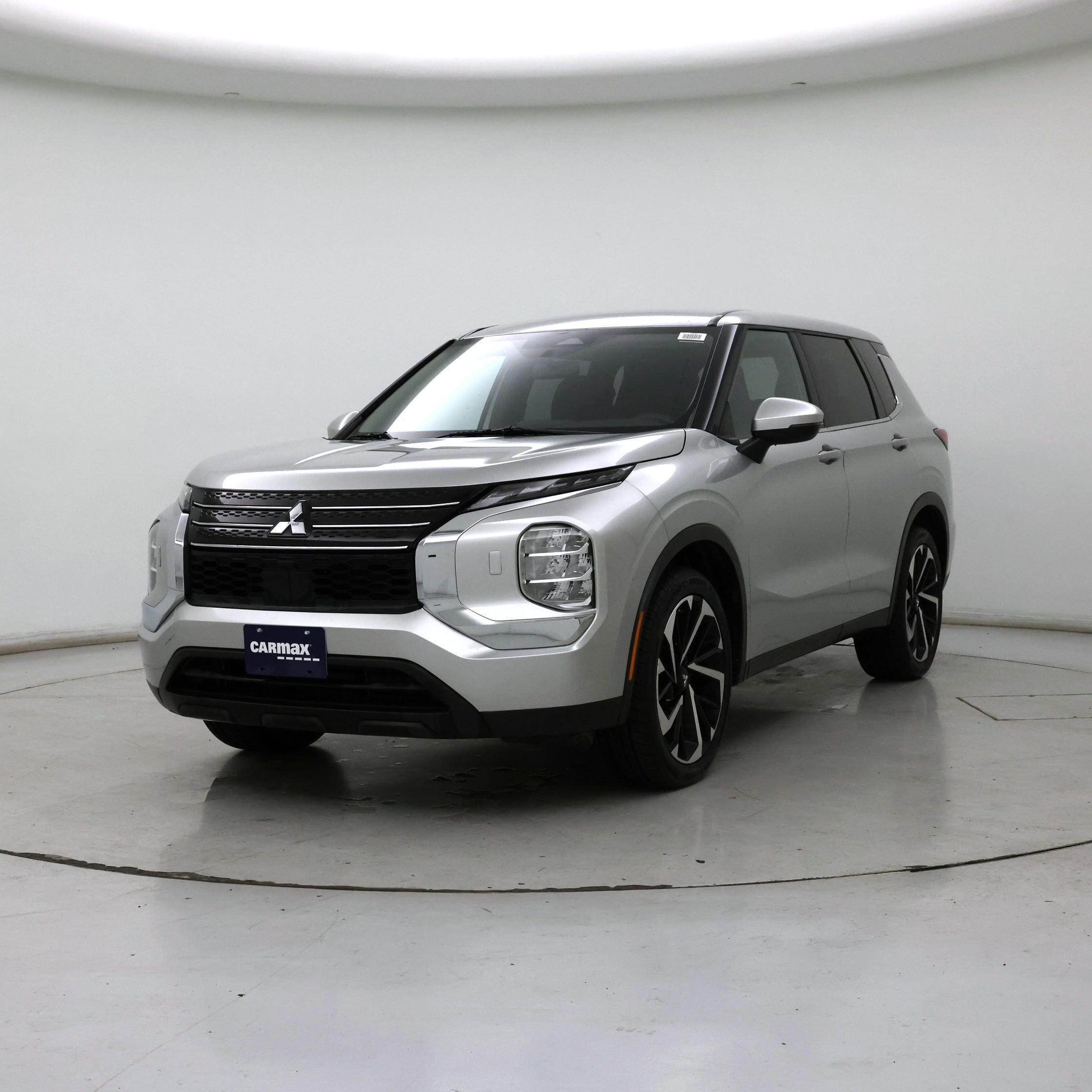 Thumbnail: 2022 Mitsubishi Outlander - 4