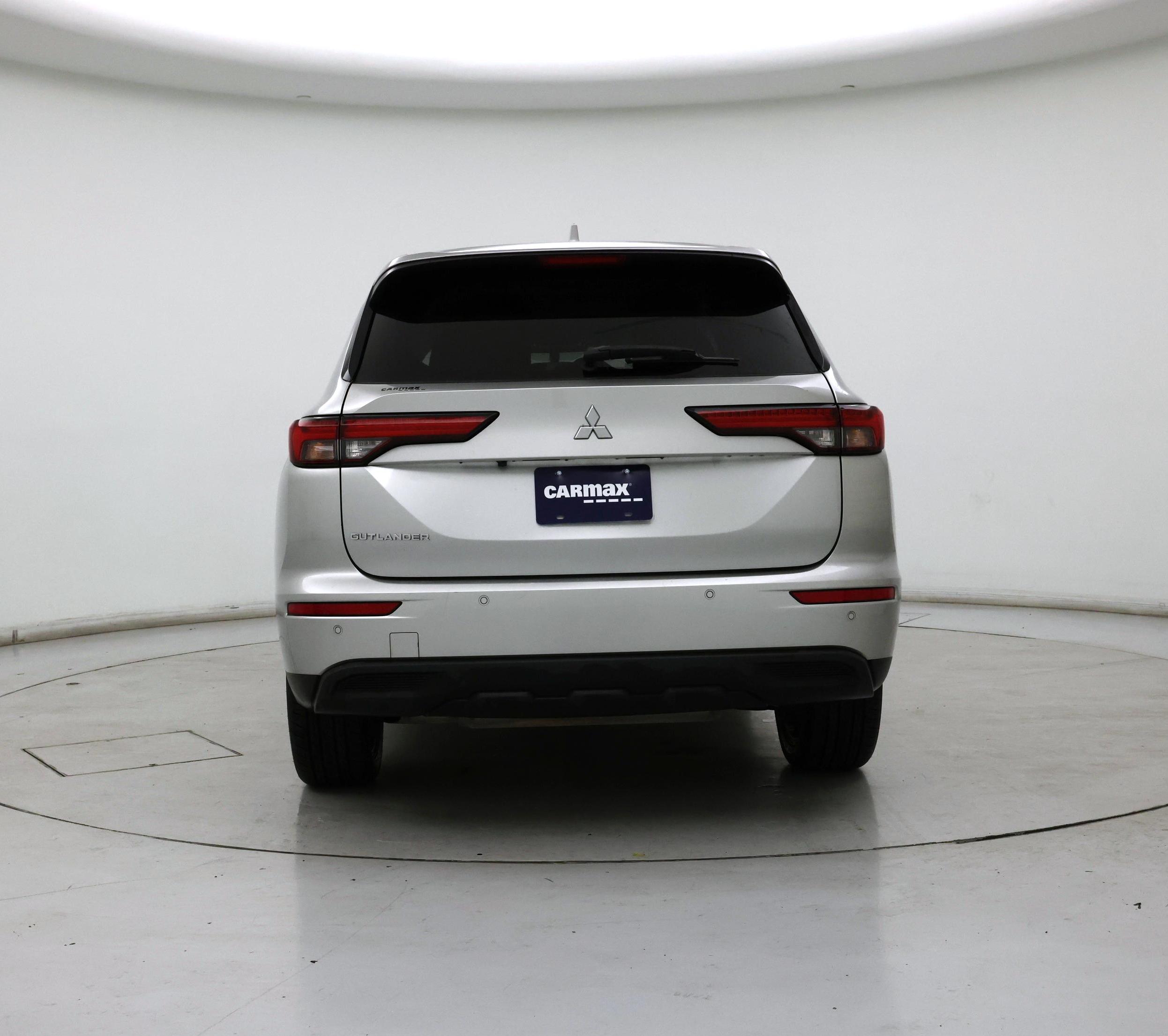 Thumbnail: 2022 Mitsubishi Outlander - 6