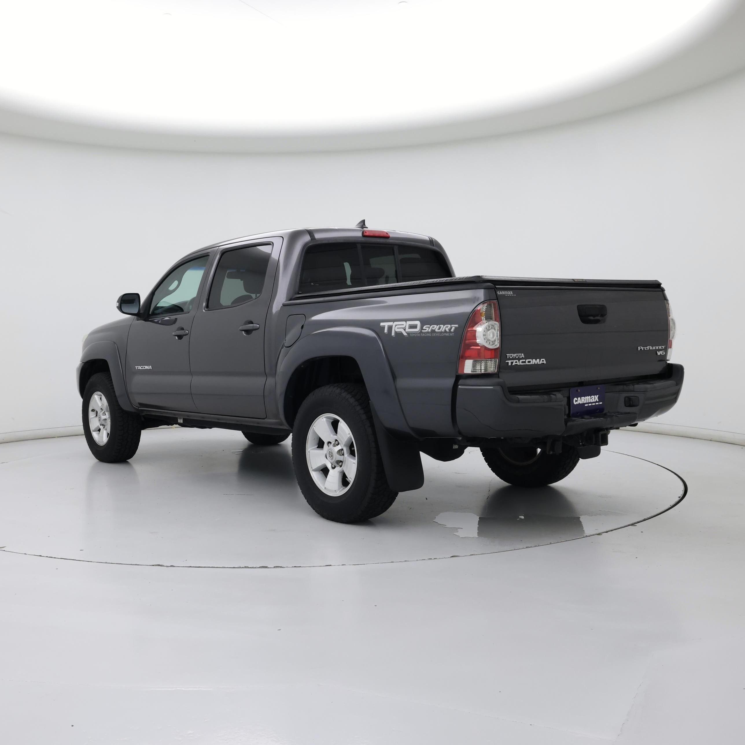 Thumbnail: 2015 Toyota Tacoma - 2