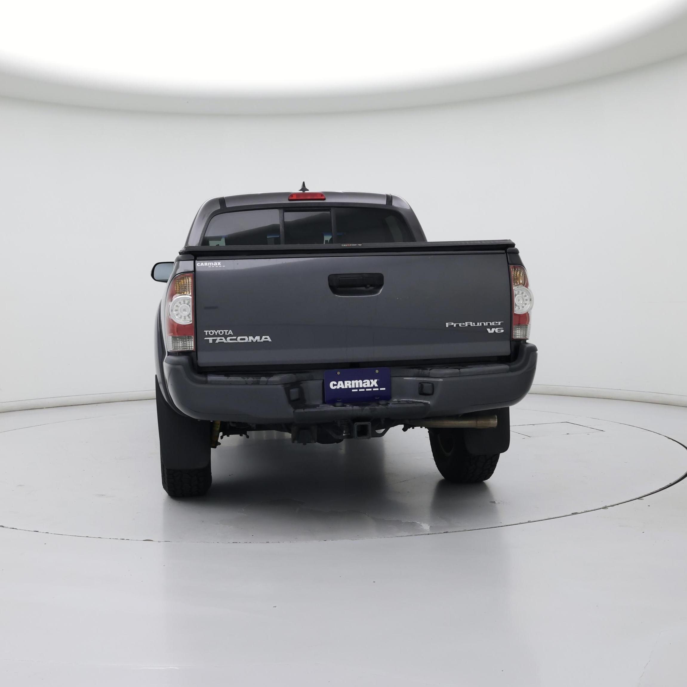 Thumbnail: 2015 Toyota Tacoma - 6