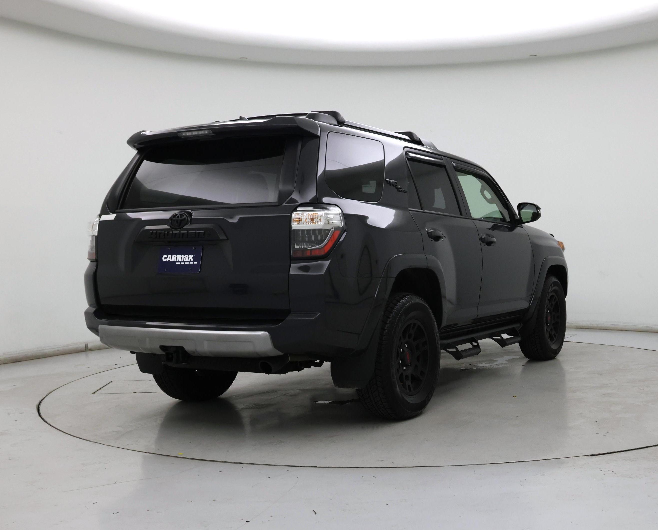 Thumbnail: 2024 Toyota 4Runner - 8